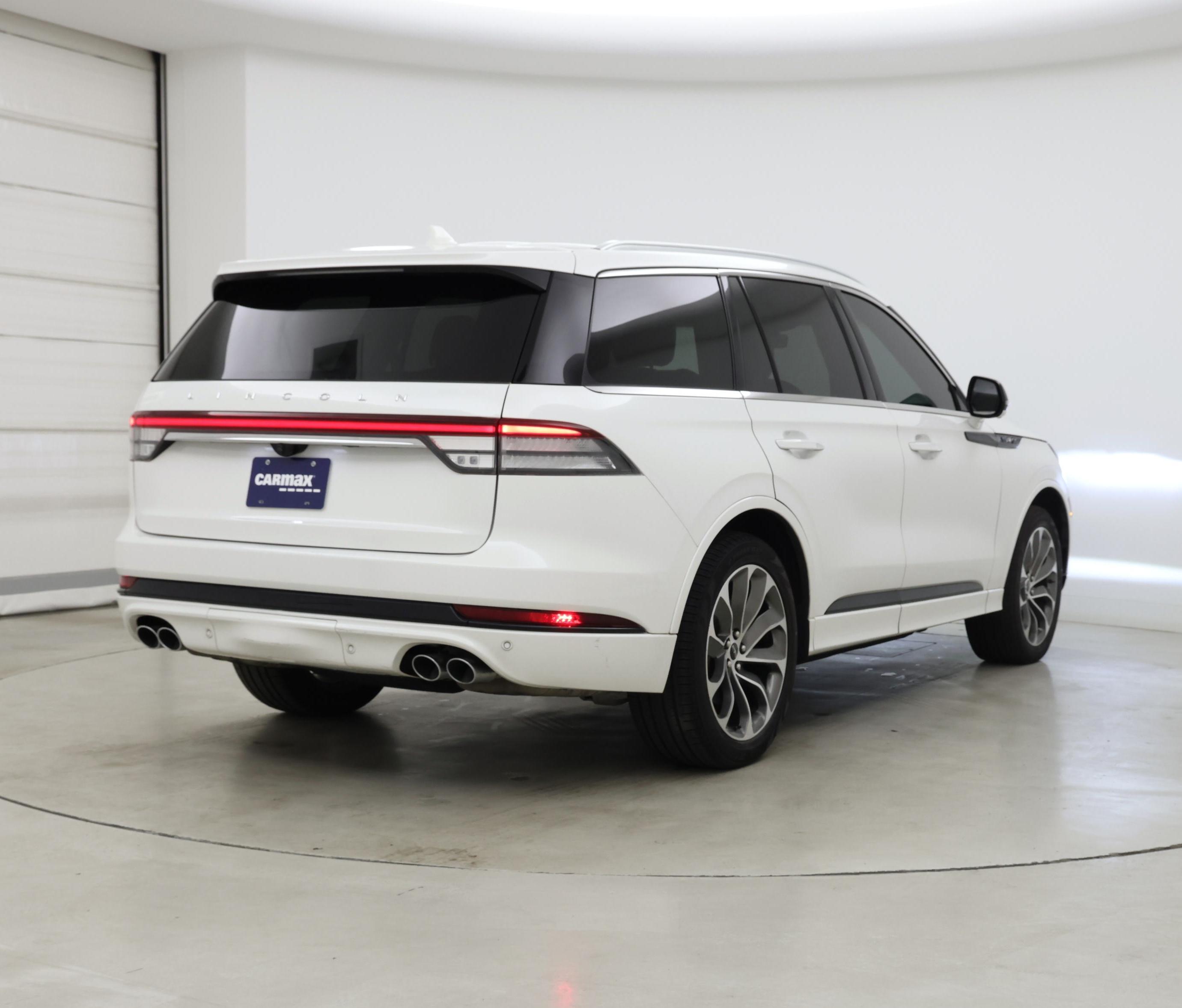 Thumbnail: 2021 Lincoln Aviator - 8