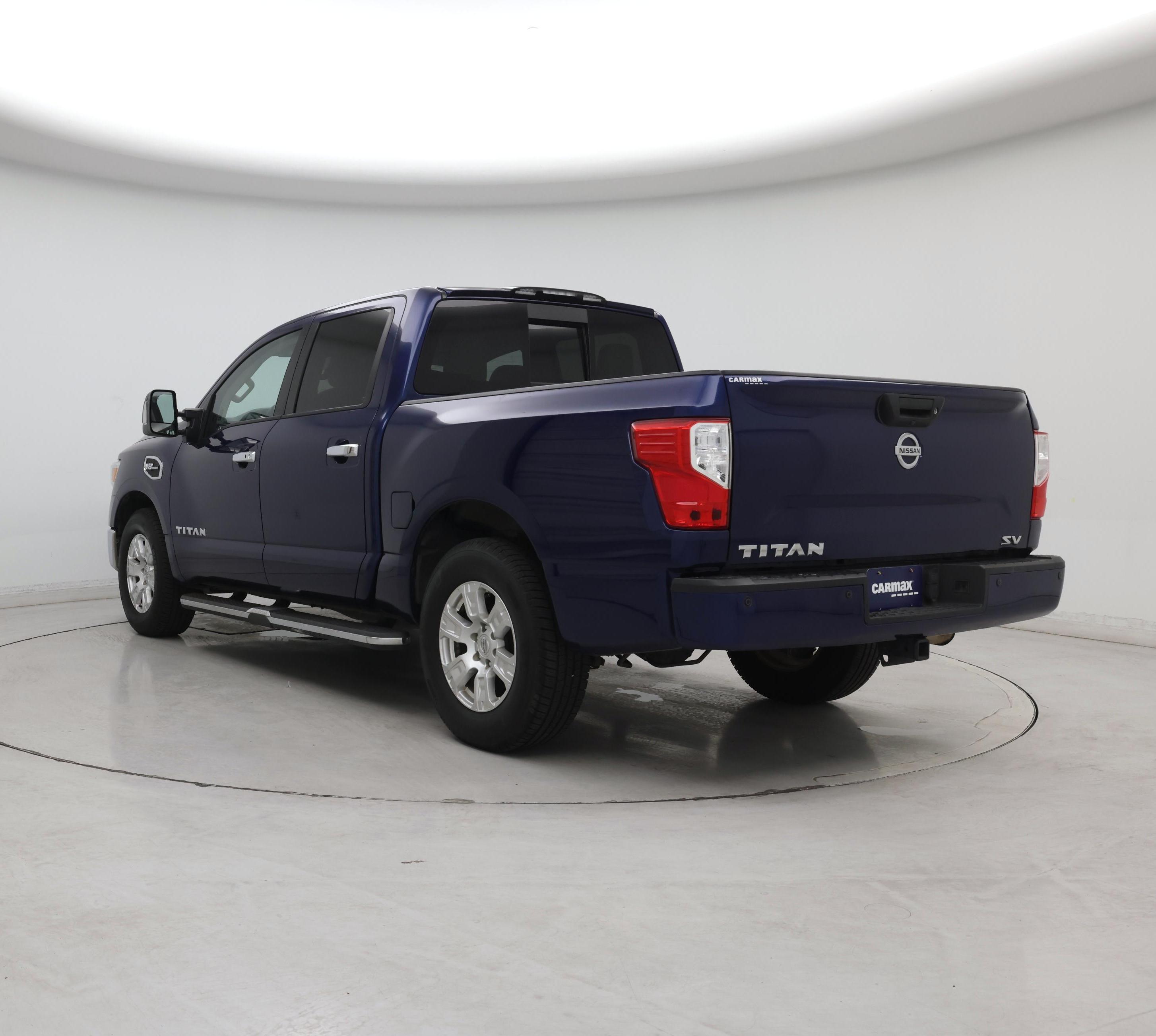 Thumbnail: 2017 Nissan Titan - 2