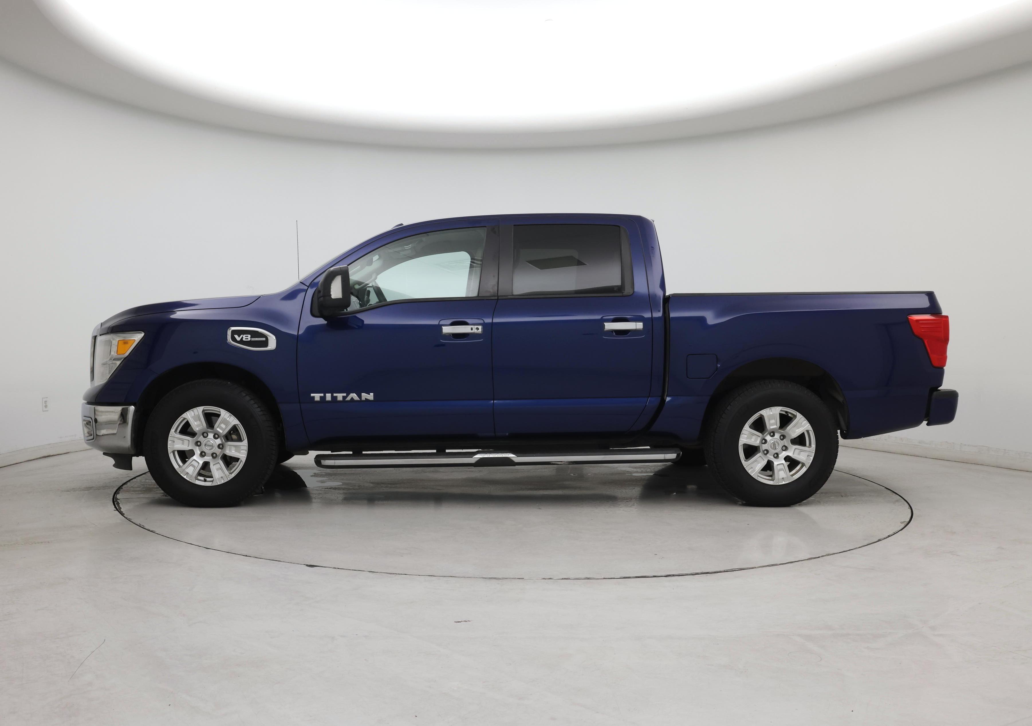 Thumbnail: 2017 Nissan Titan - 3
