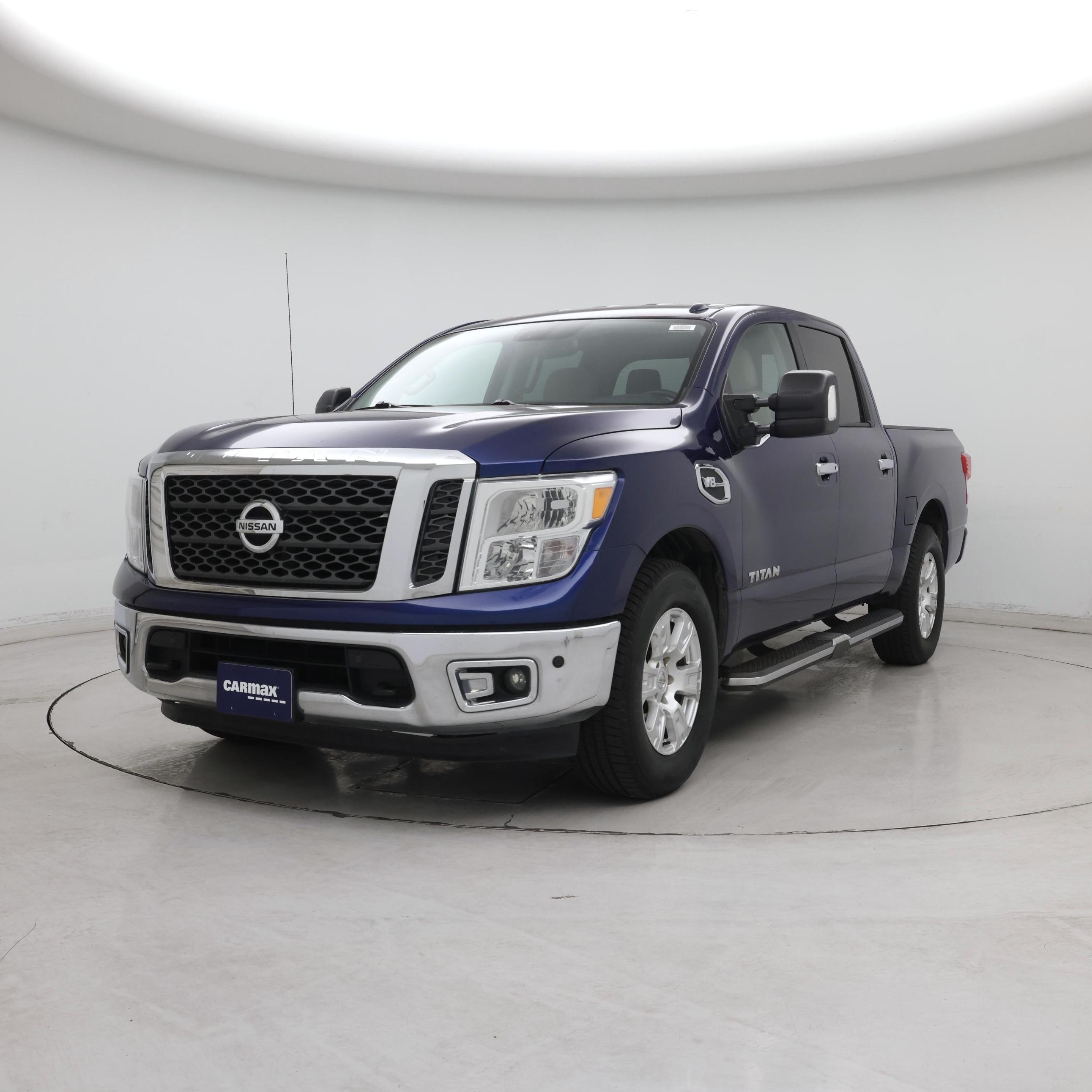 Thumbnail: 2017 Nissan Titan - 4