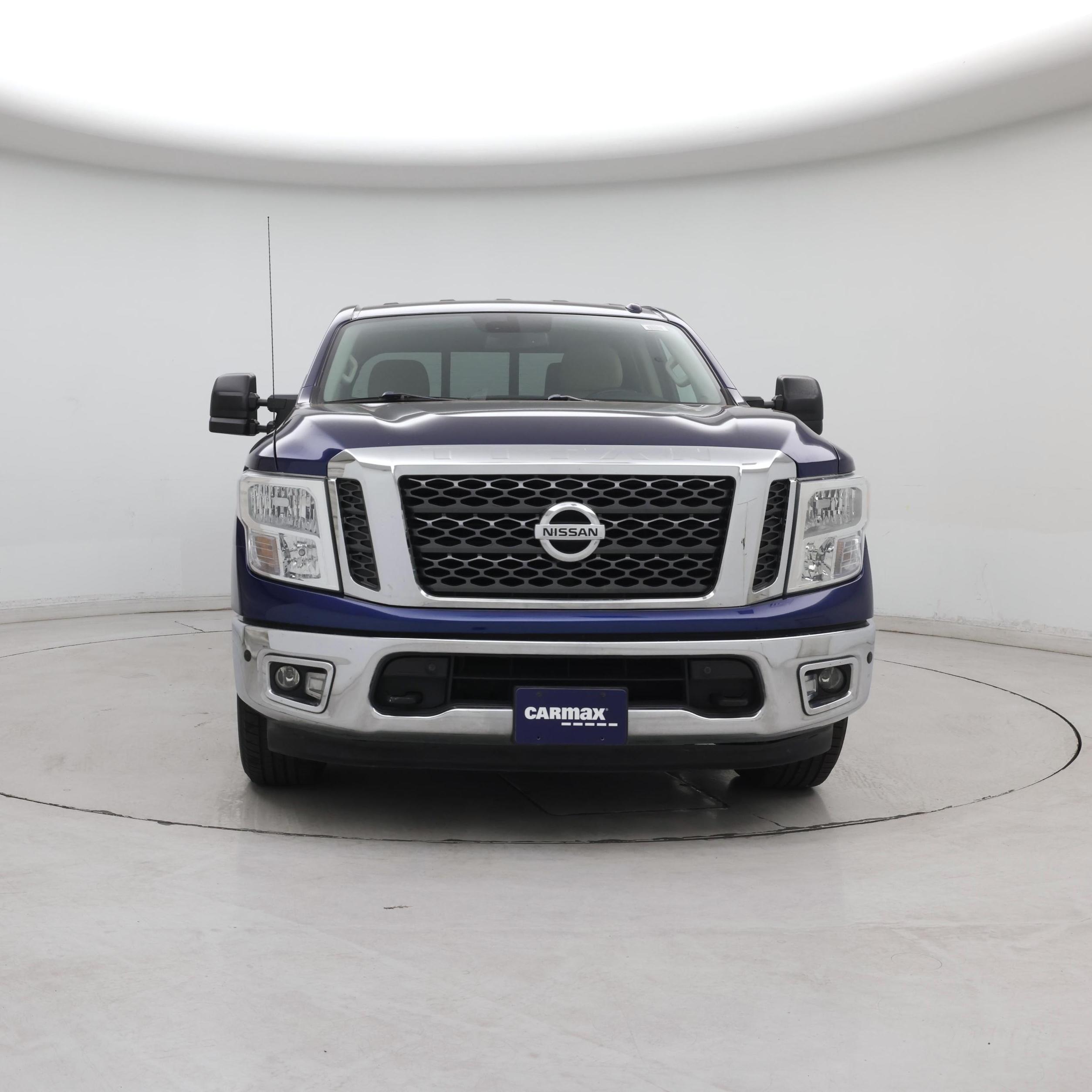 Thumbnail: 2017 Nissan Titan - 5