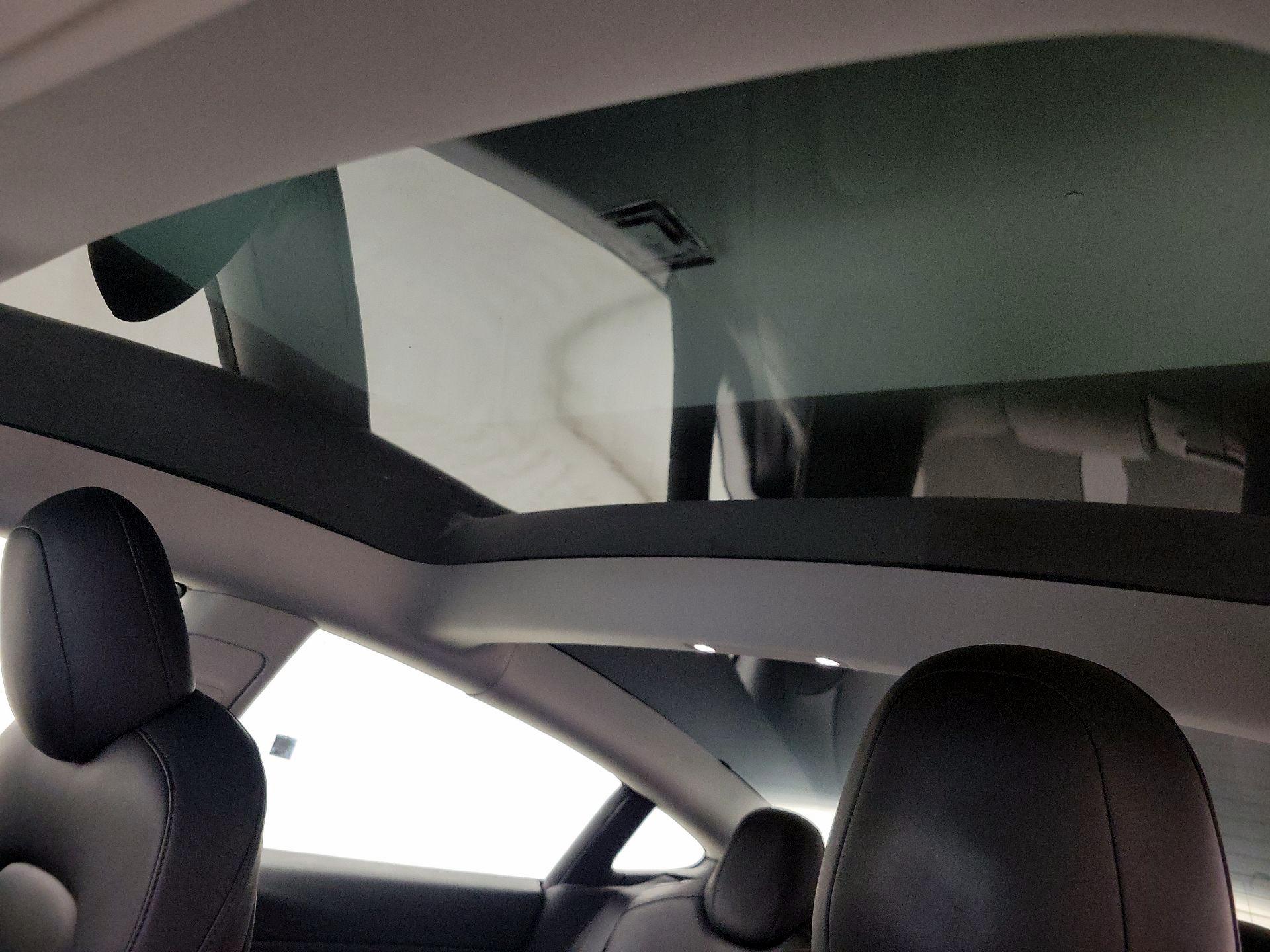 Thumbnail: 2021 Tesla Model 3 - 18