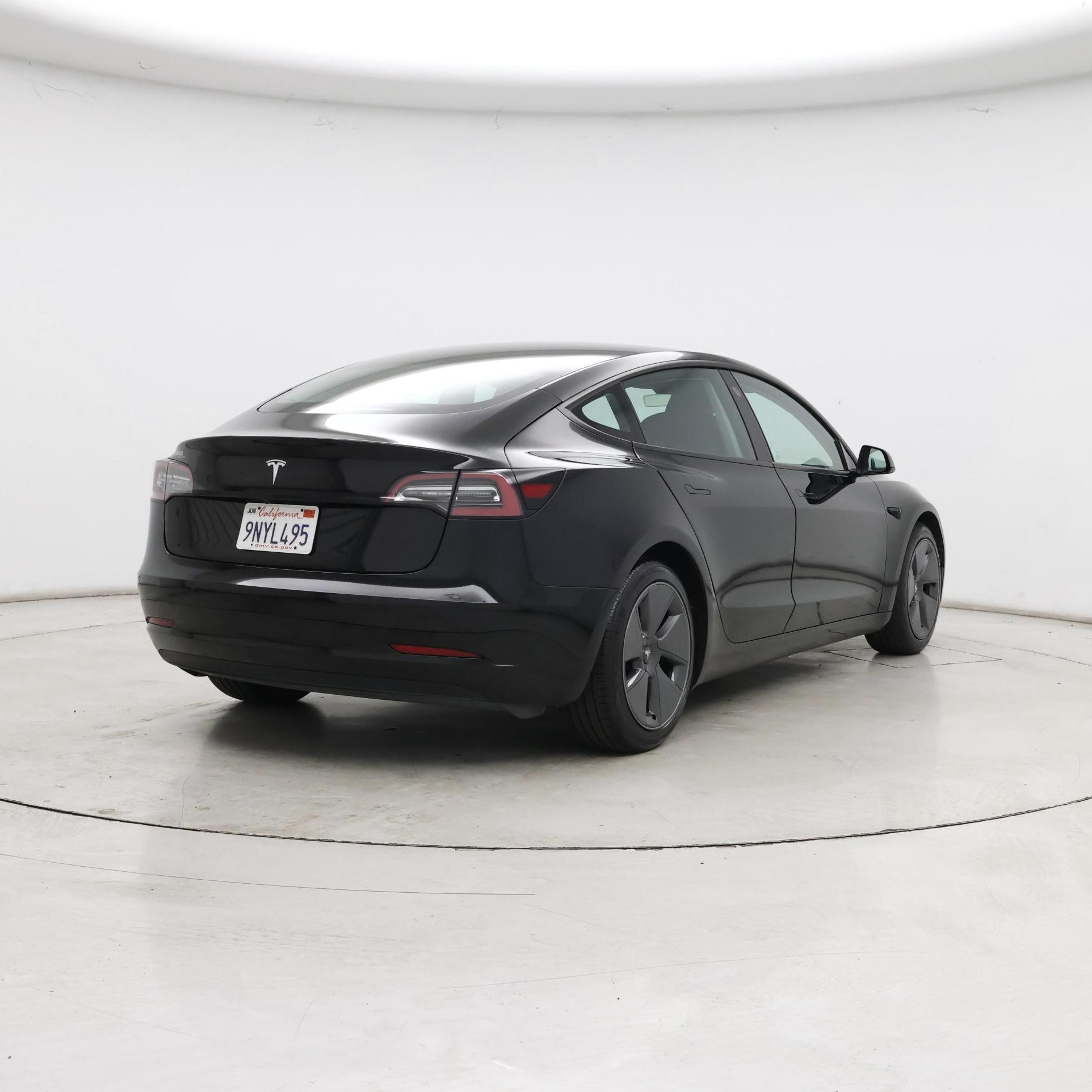 Thumbnail: 2021 Tesla Model 3 - 8