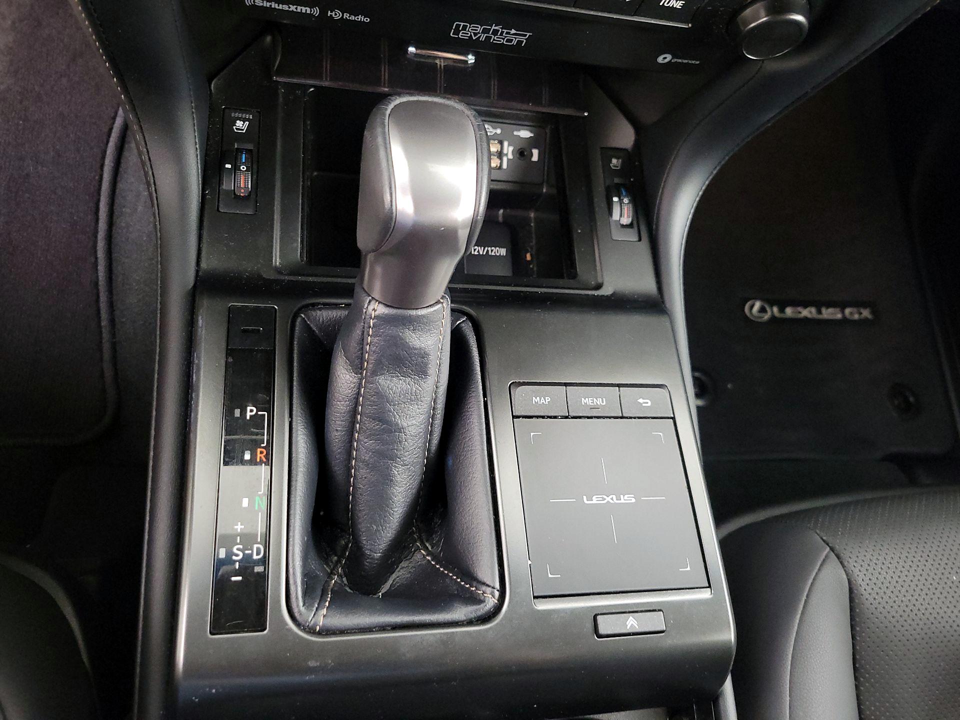 Thumbnail: 2023 Lexus GX - 18