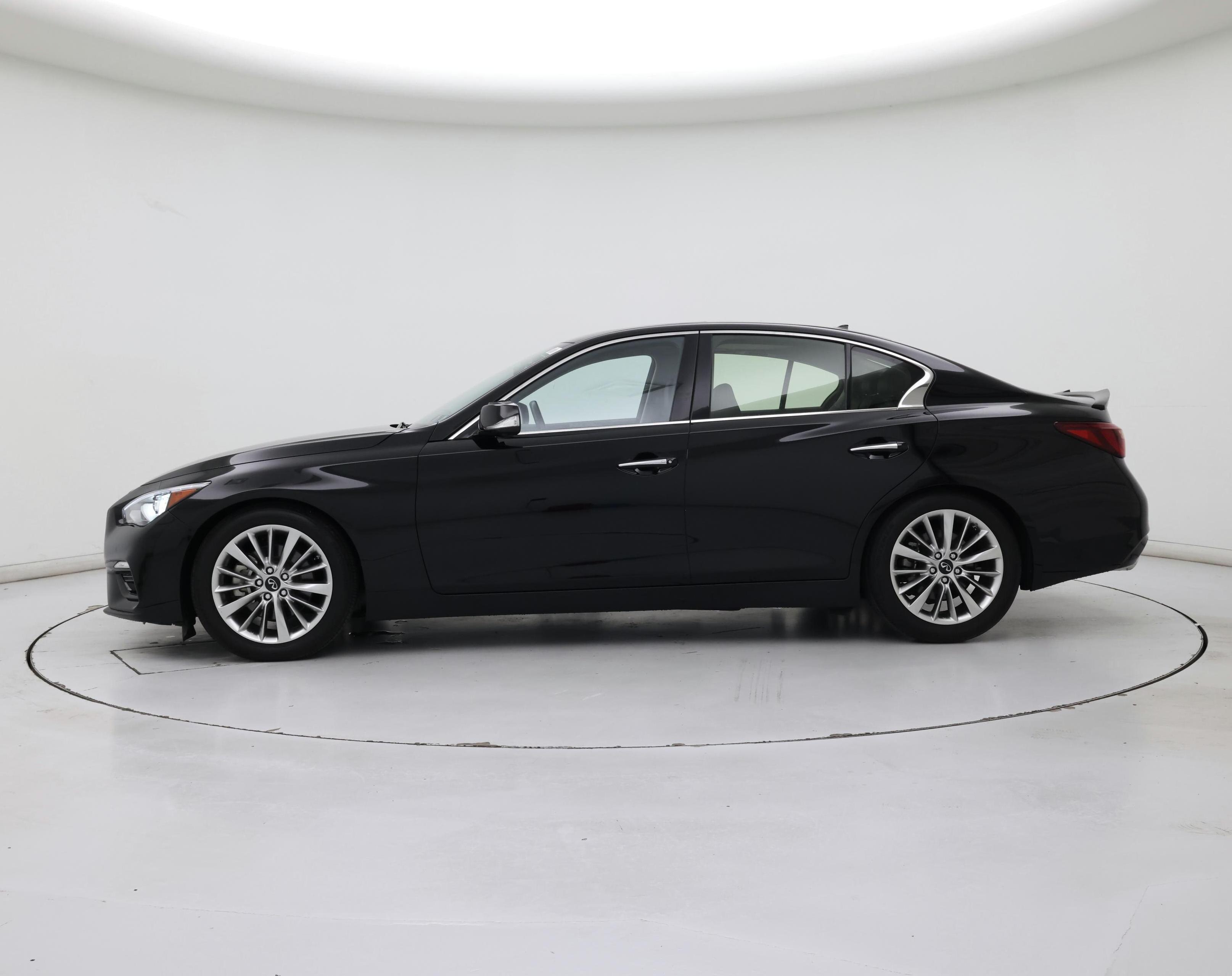 Thumbnail: 2021 INFINITI Q50 - 3