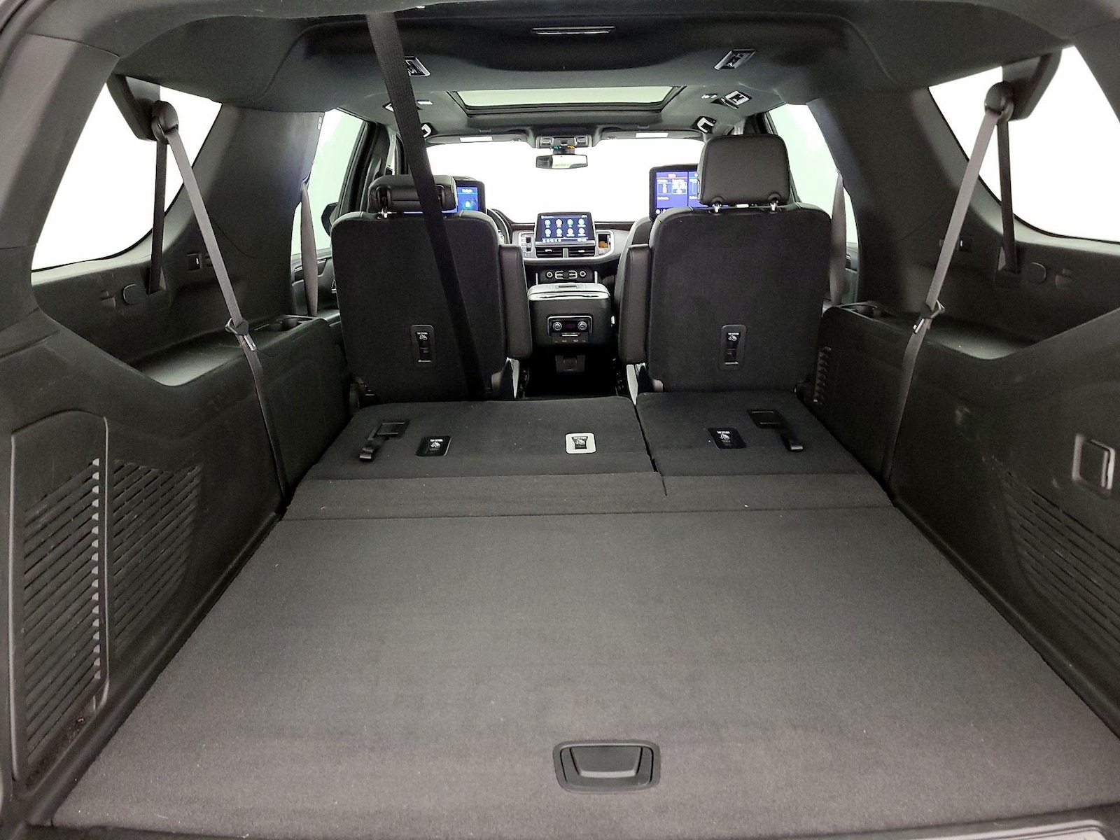 2021 Chevrolet Suburban Z71 - Photo 24