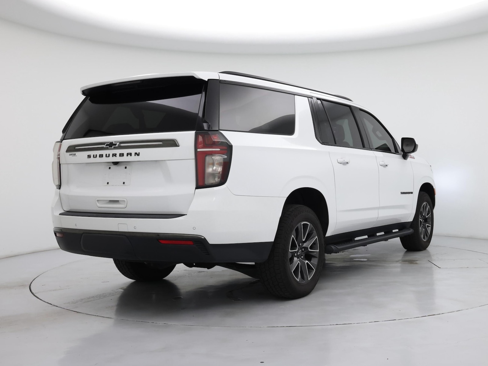 2021 Chevrolet Suburban Z71 - Photo 9