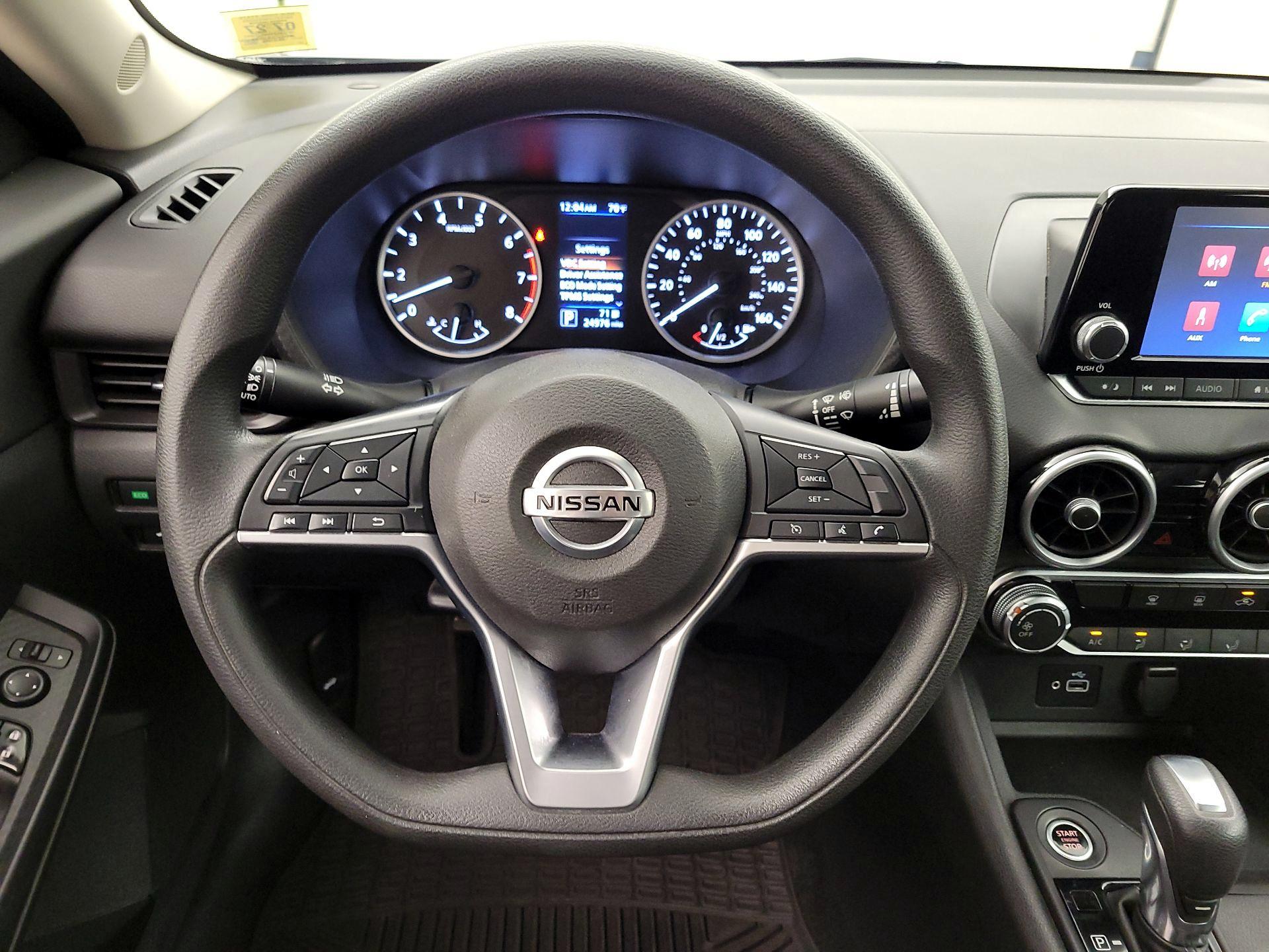 Thumbnail: 2021 Nissan Sentra - 10