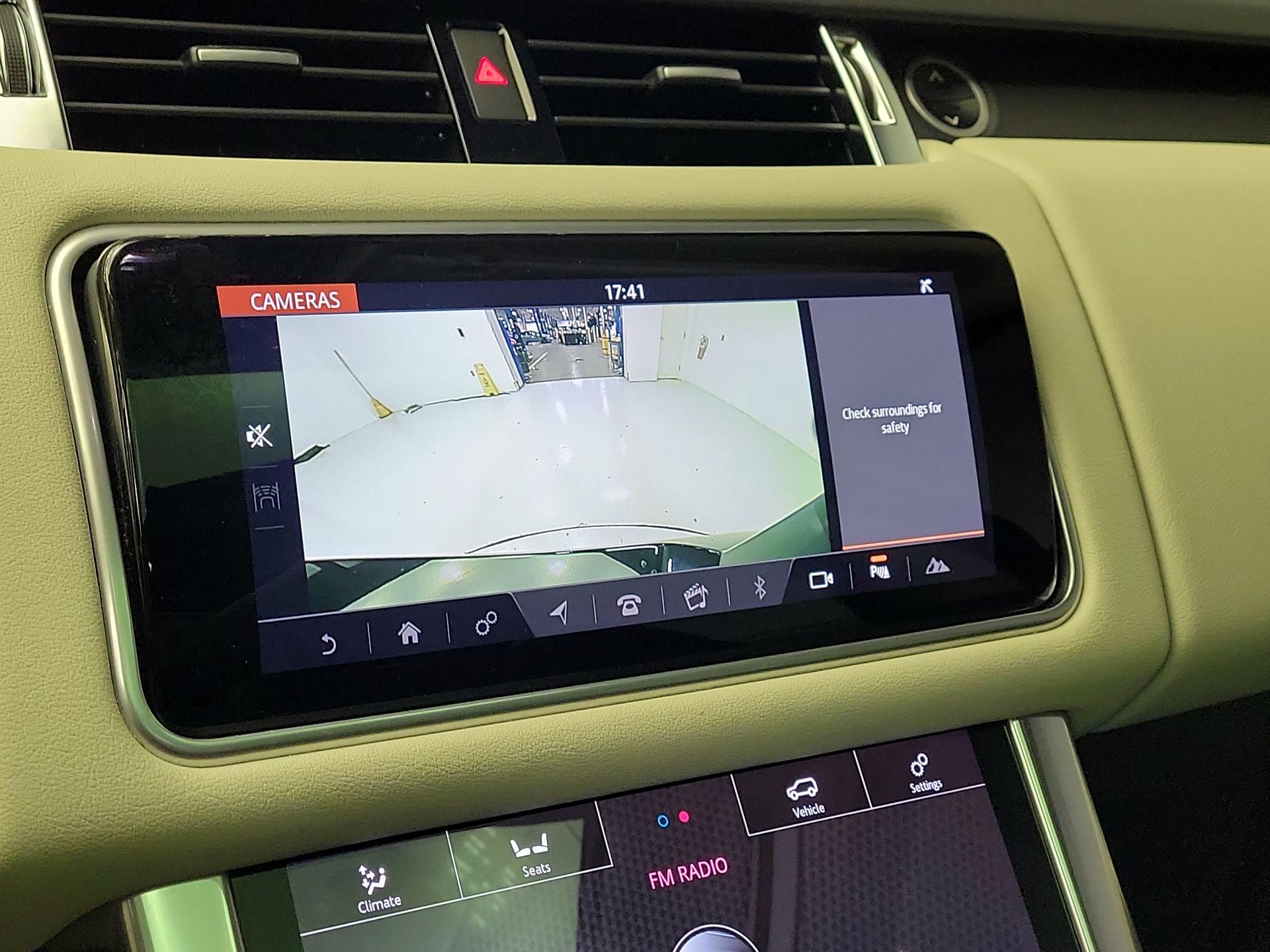 Thumbnail: 2021 Land Rover Range Rover Sport - 14