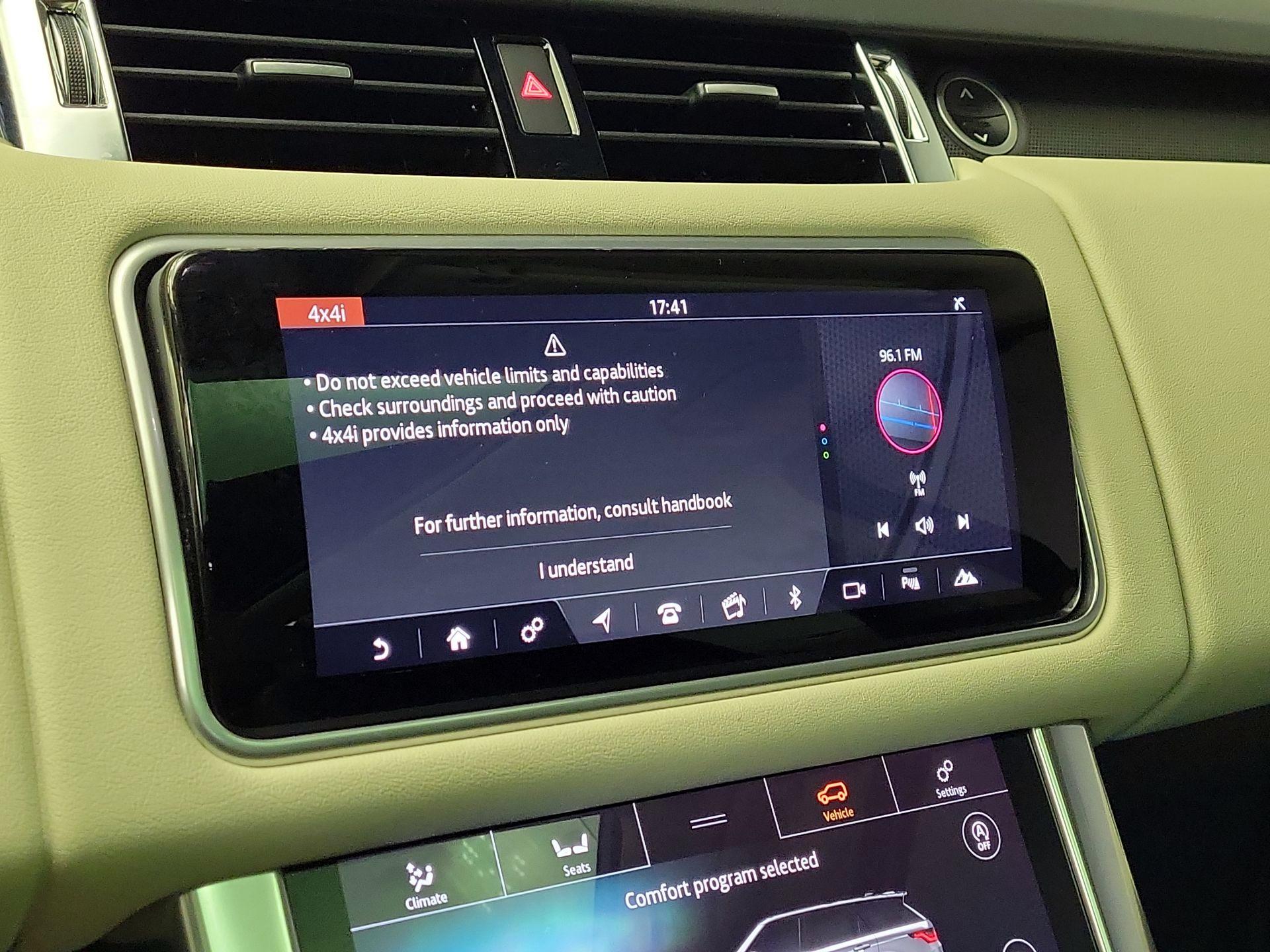 Thumbnail: 2021 Land Rover Range Rover Sport - 15