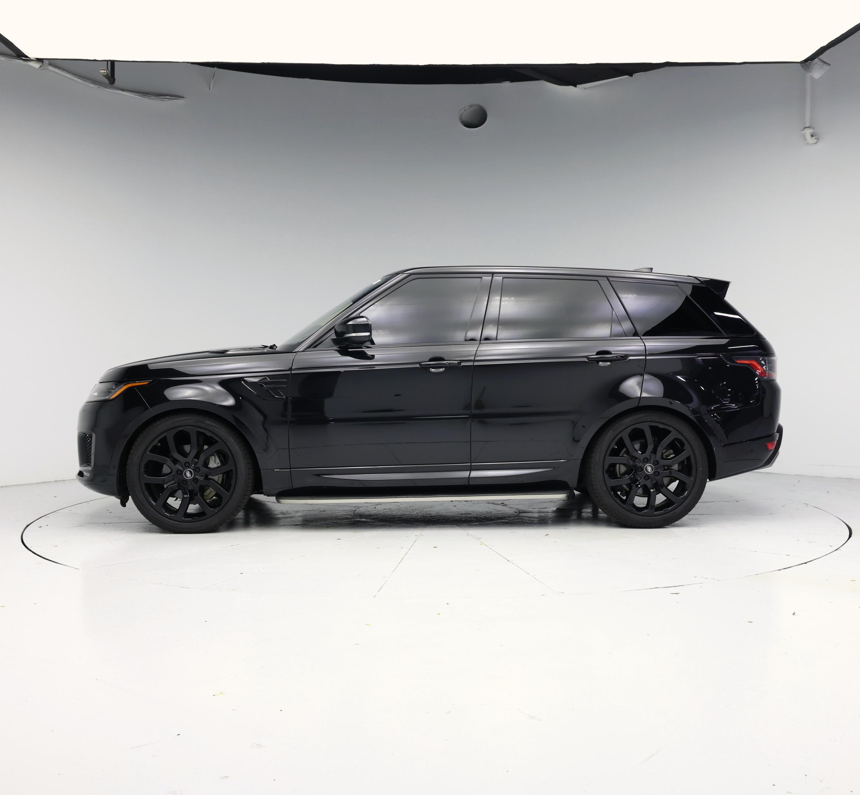 Thumbnail: 2021 Land Rover Range Rover Sport - 3