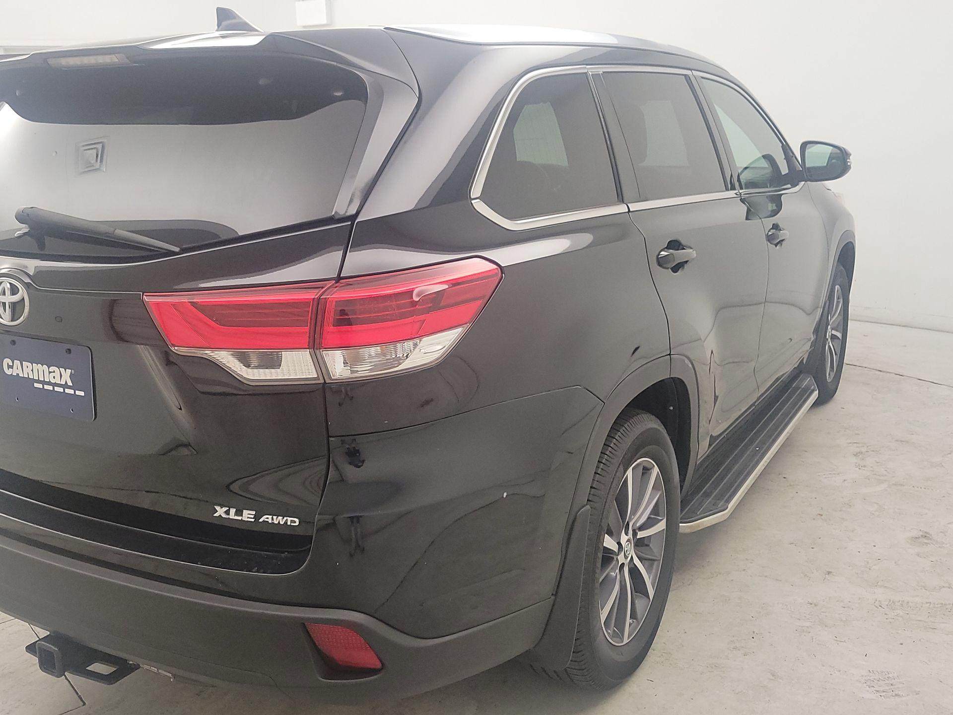 Thumbnail: 2018 Toyota Highlander - 5