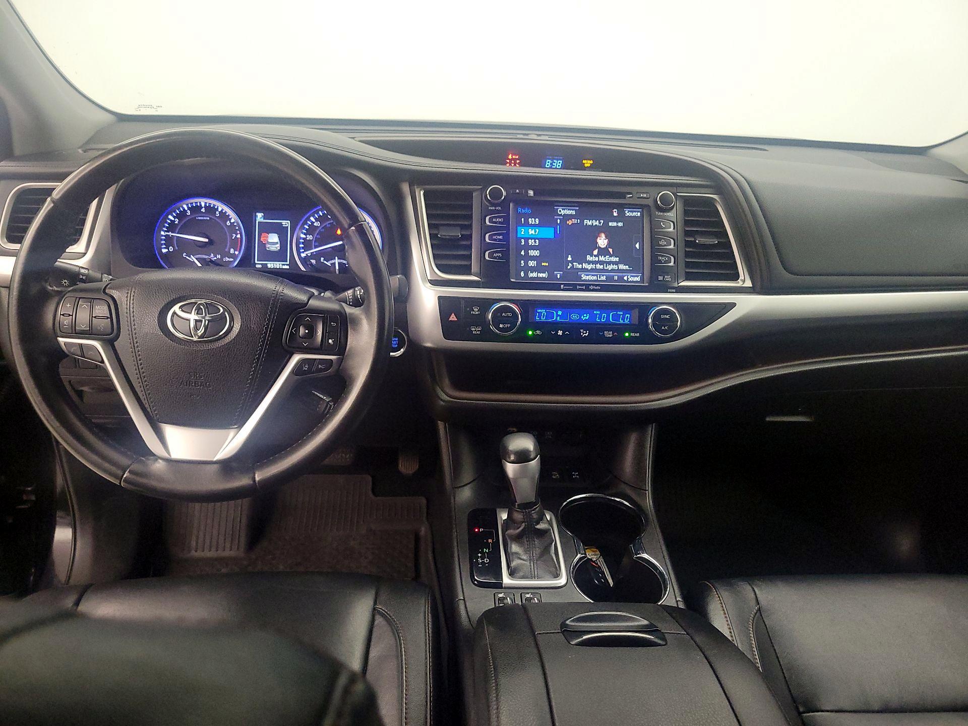 Thumbnail: 2018 Toyota Highlander - 8