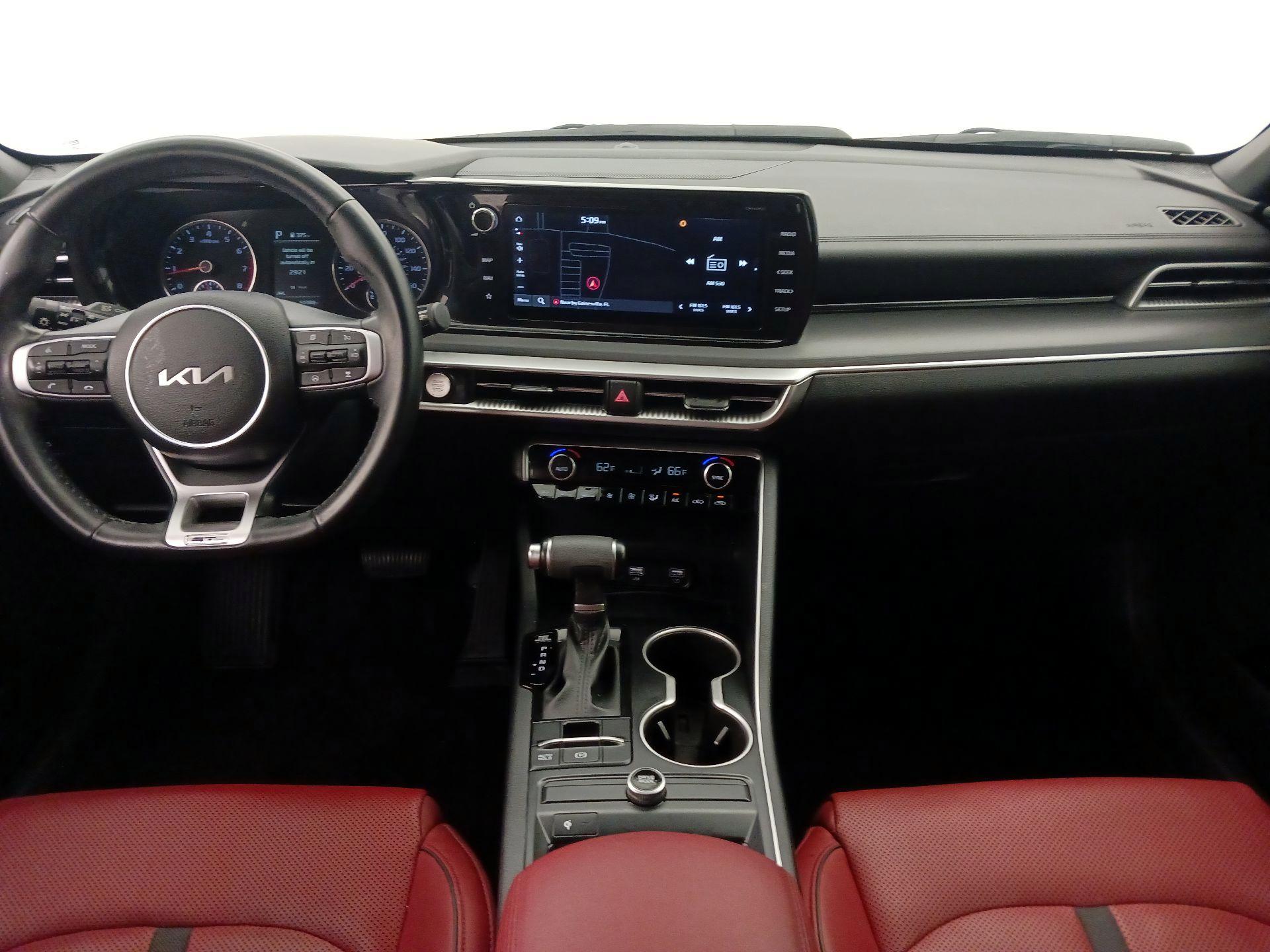 Thumbnail: 2023 Kia K5 - 9