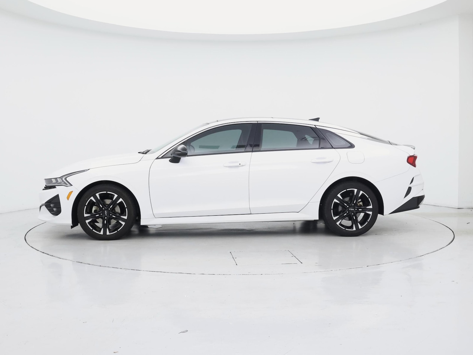 2023 Kia K5 4