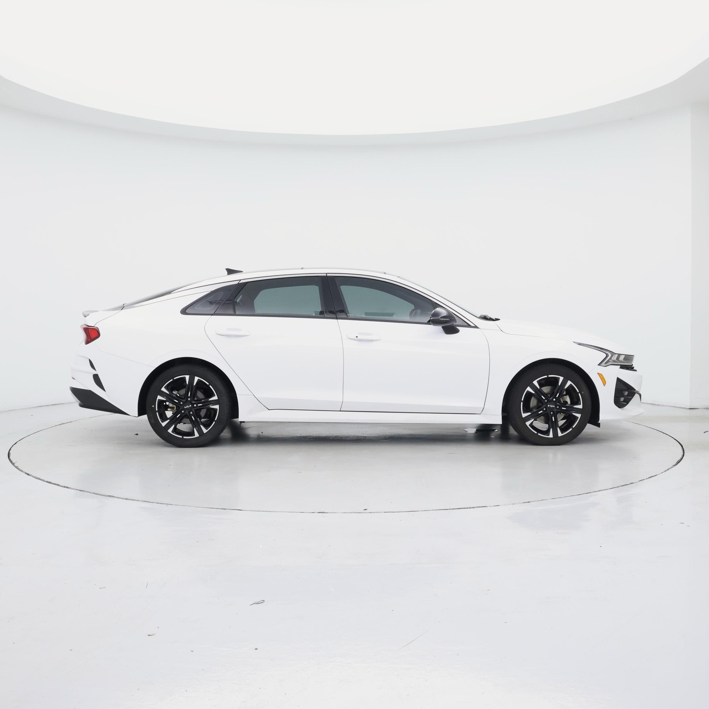 Thumbnail: 2023 Kia K5 - 7