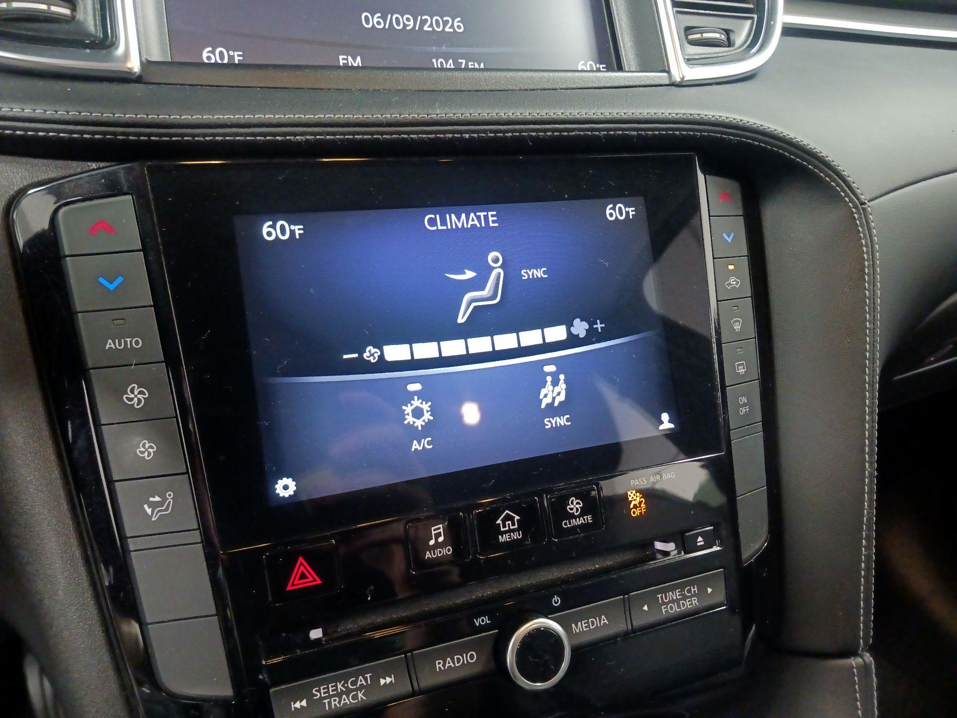 Thumbnail: 2019 INFINITI QX50 - 14