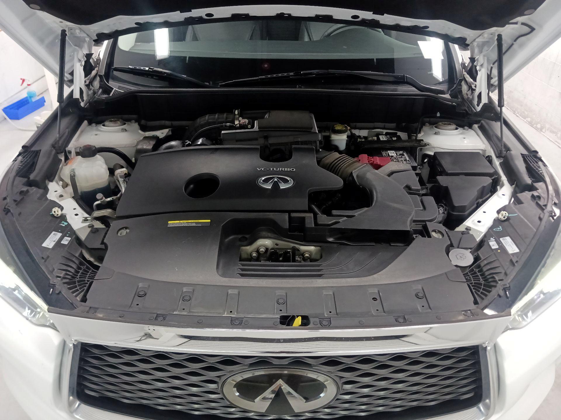 Thumbnail: 2019 INFINITI QX50 - 18