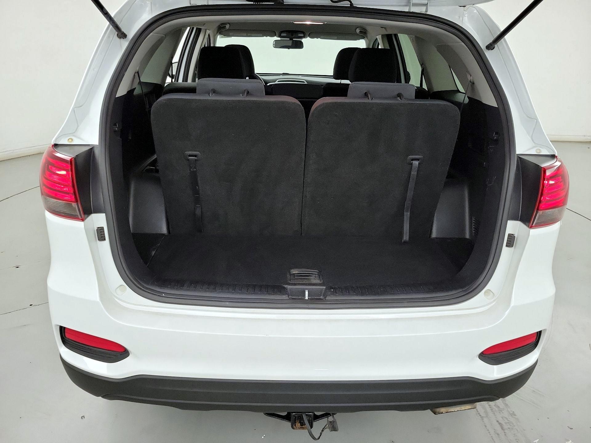 Thumbnail: 2019 Kia Sorento - 20