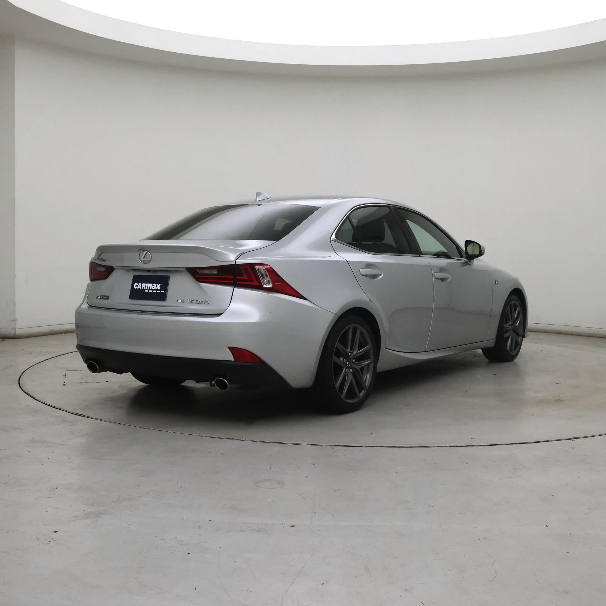 Thumbnail: 2016 Lexus IS - 8