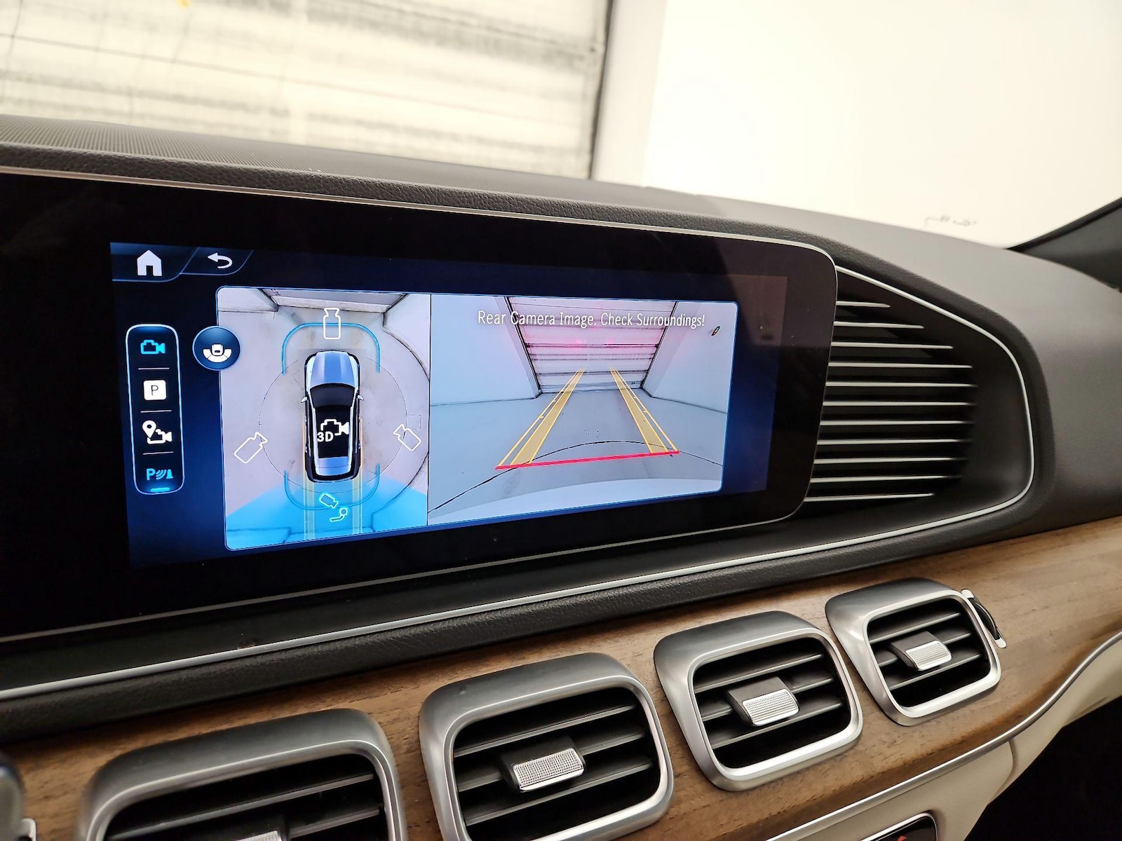 2025 Mercedes-Benz GLE GLE450E - Photo 15