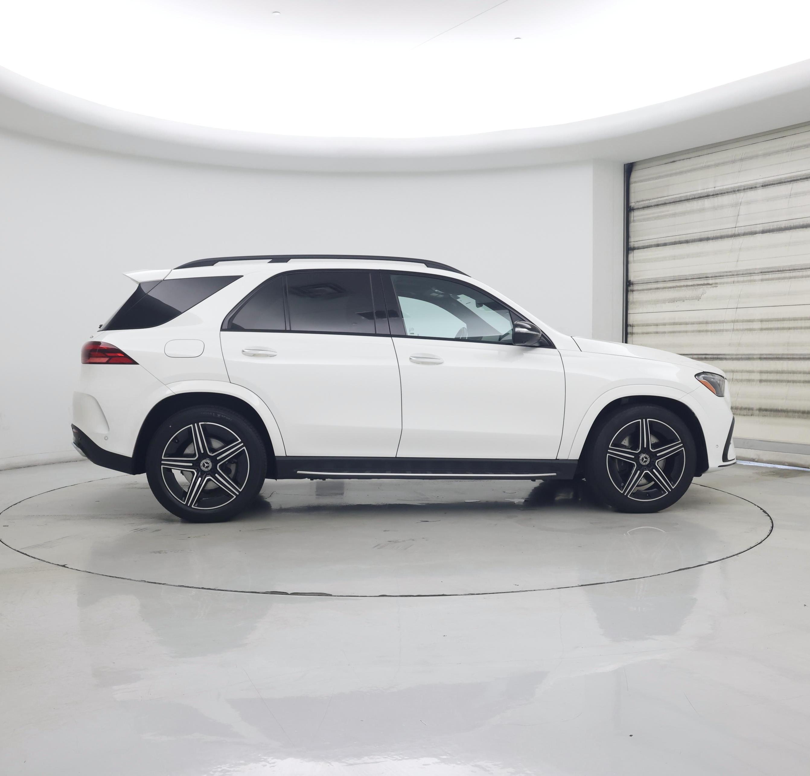 Thumbnail: 2025 Mercedes-Benz GLE - 7
