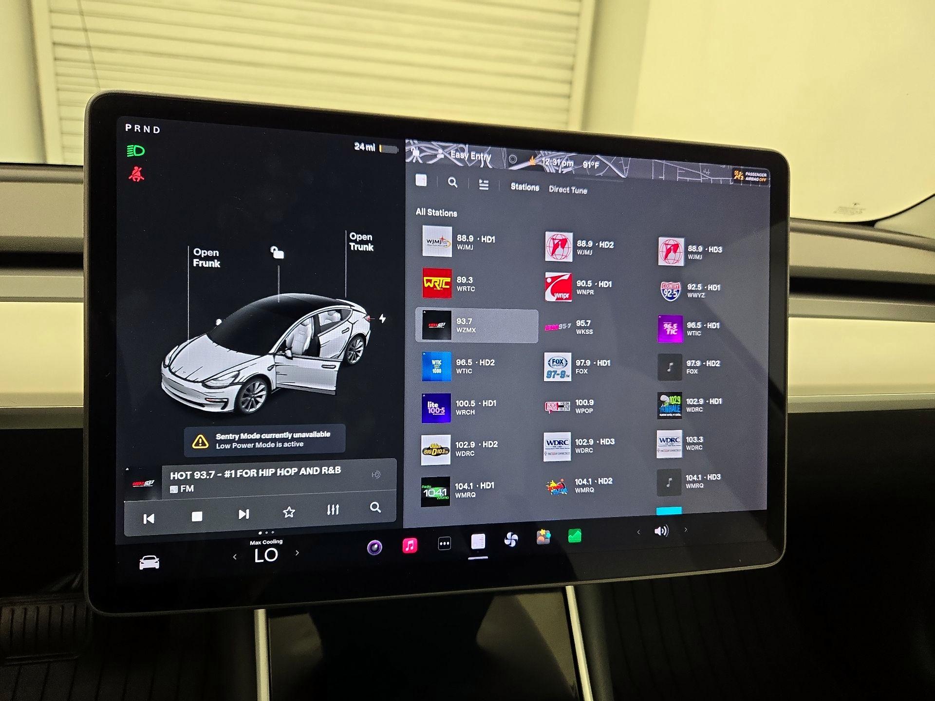 Thumbnail: 2019 Tesla Model 3 - 15