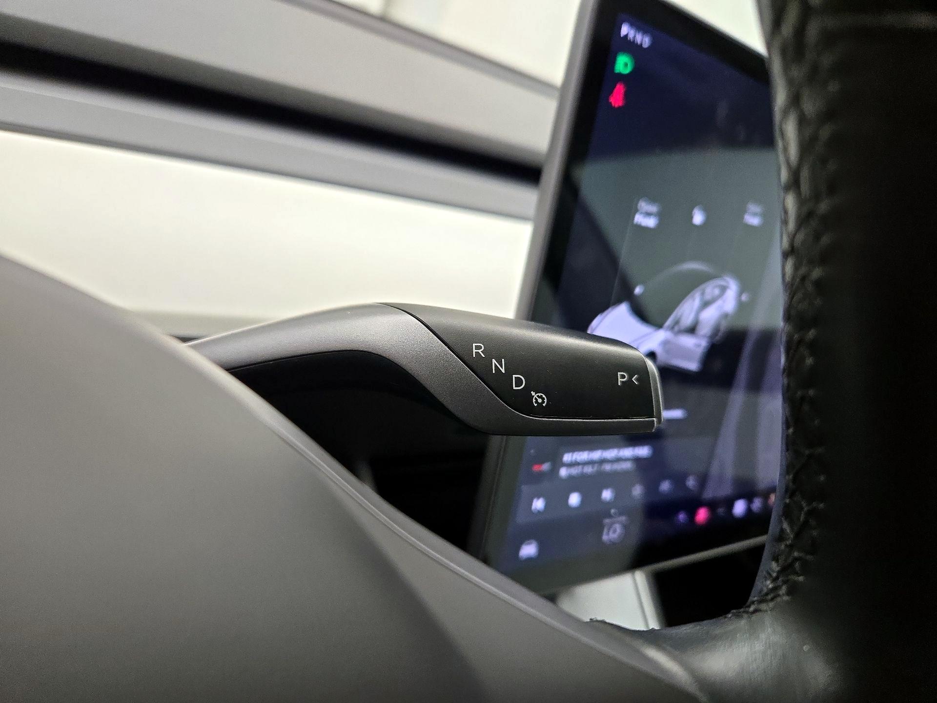 Thumbnail: 2019 Tesla Model 3 - 17