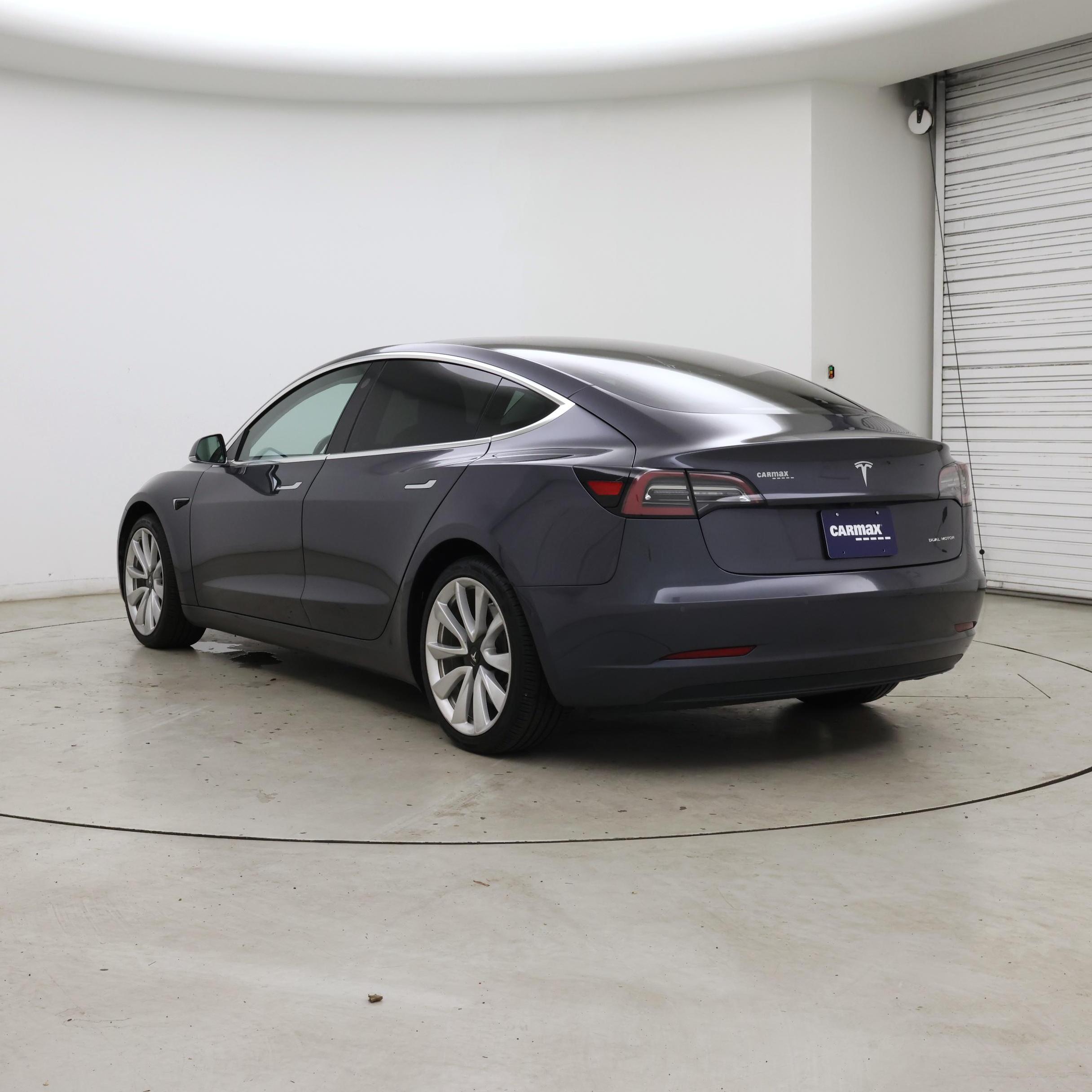 Thumbnail: 2019 Tesla Model 3 - 2