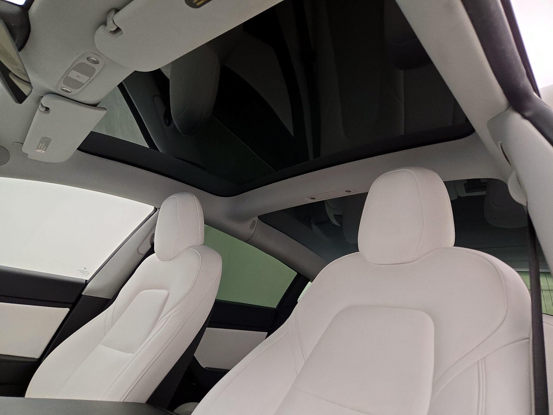 Thumbnail: 2019 Tesla Model 3 - 19