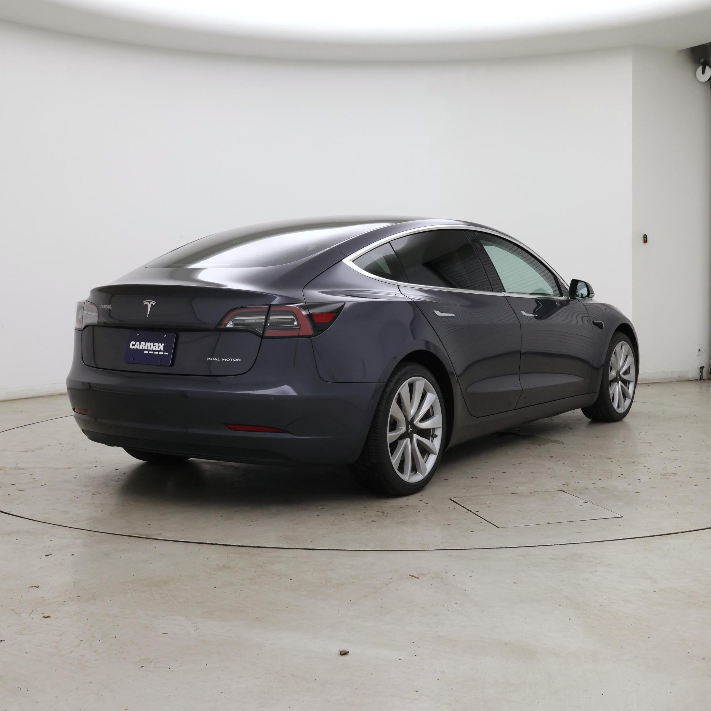 Thumbnail: 2019 Tesla Model 3 - 8