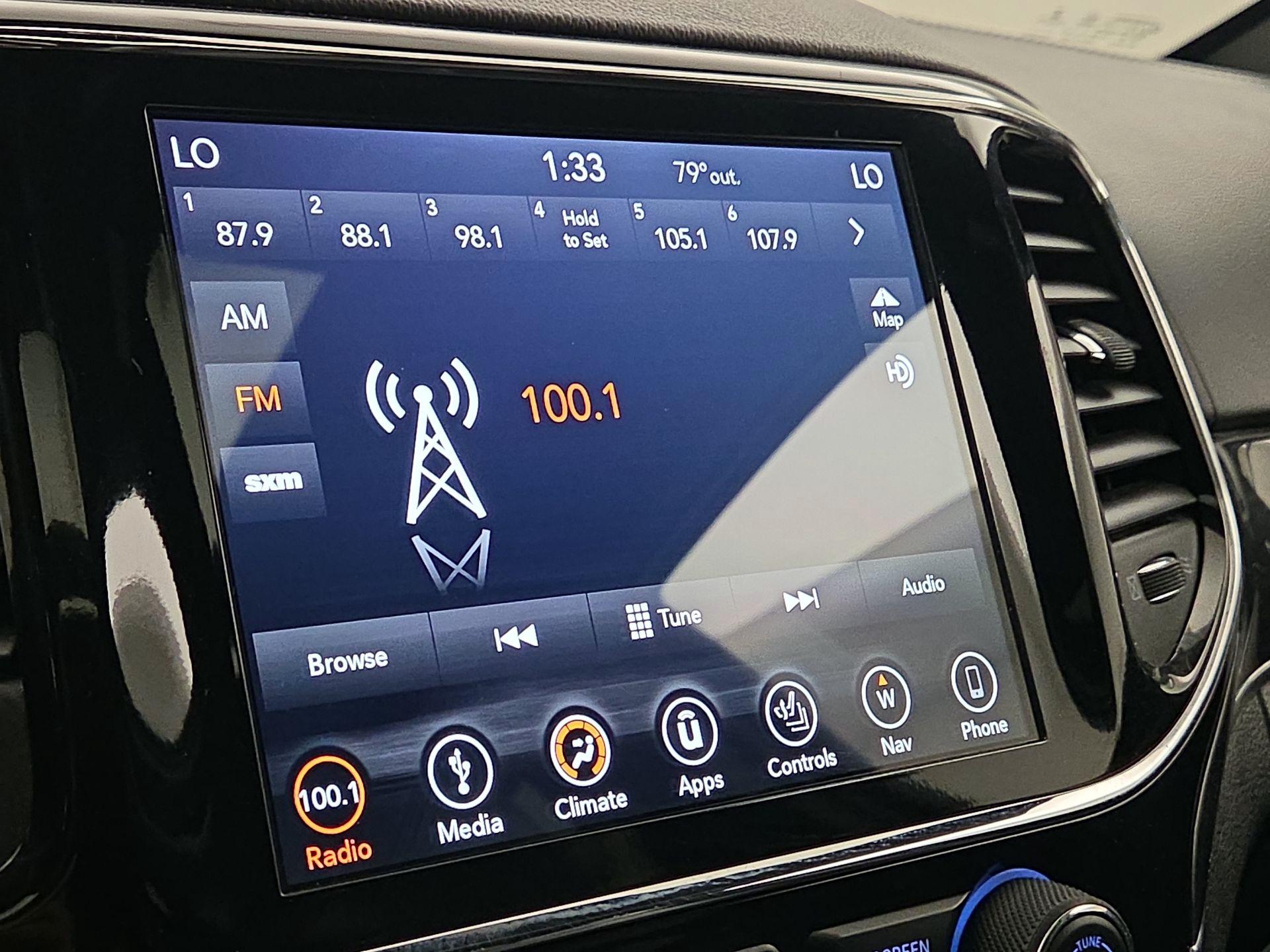 Thumbnail: 2019 Jeep Grand Cherokee - 14