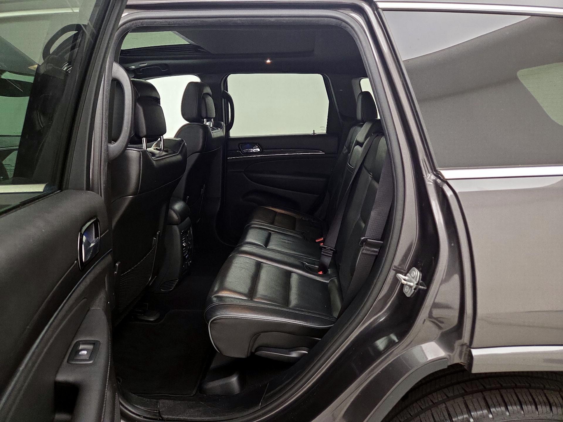 Thumbnail: 2019 Jeep Grand Cherokee - 19