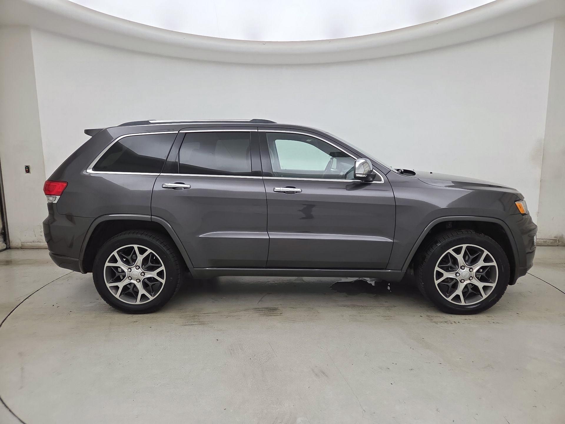 Thumbnail: 2019 Jeep Grand Cherokee - 4