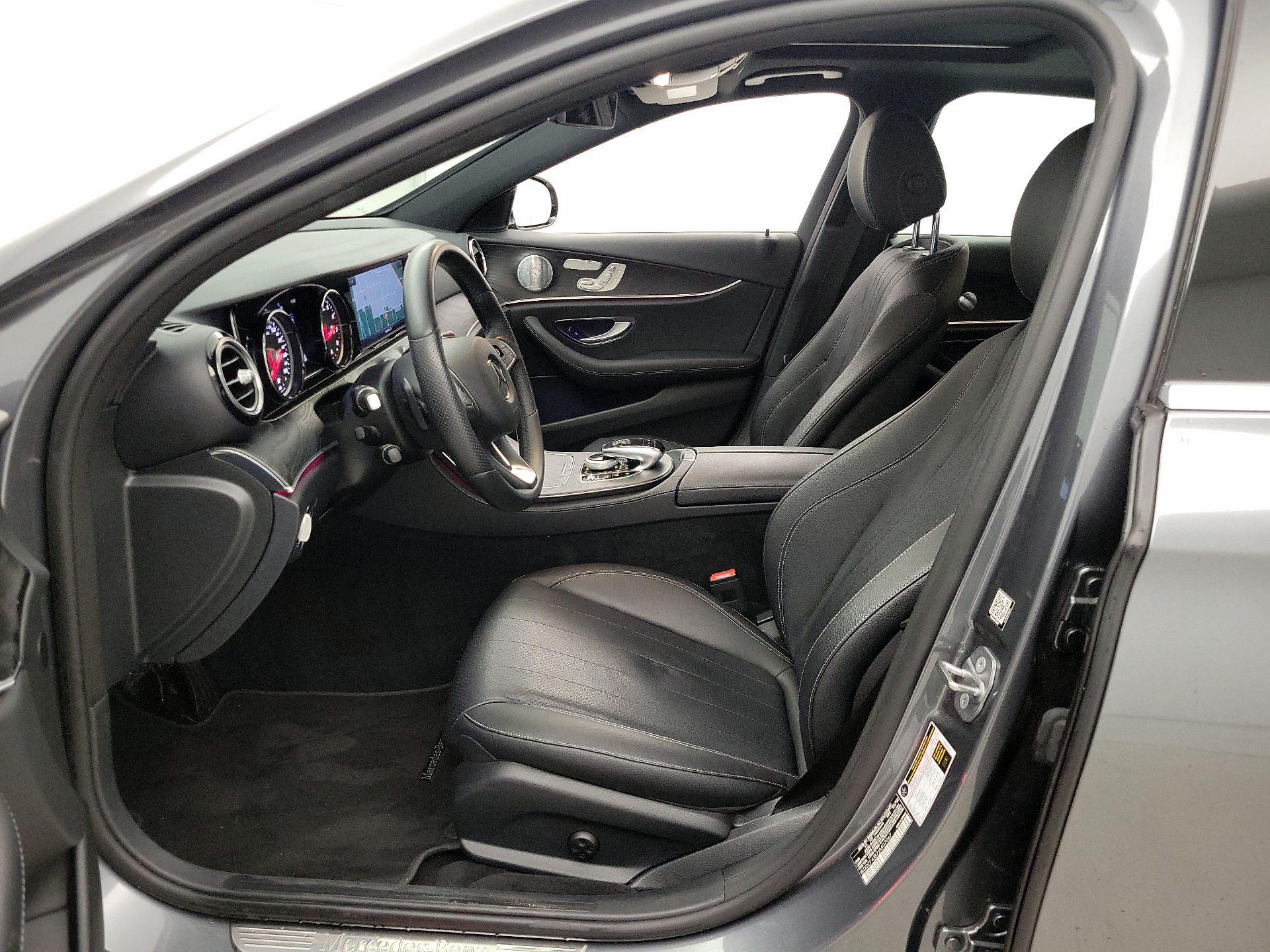 Thumbnail: 2018 Mercedes-Benz E-Class - 11