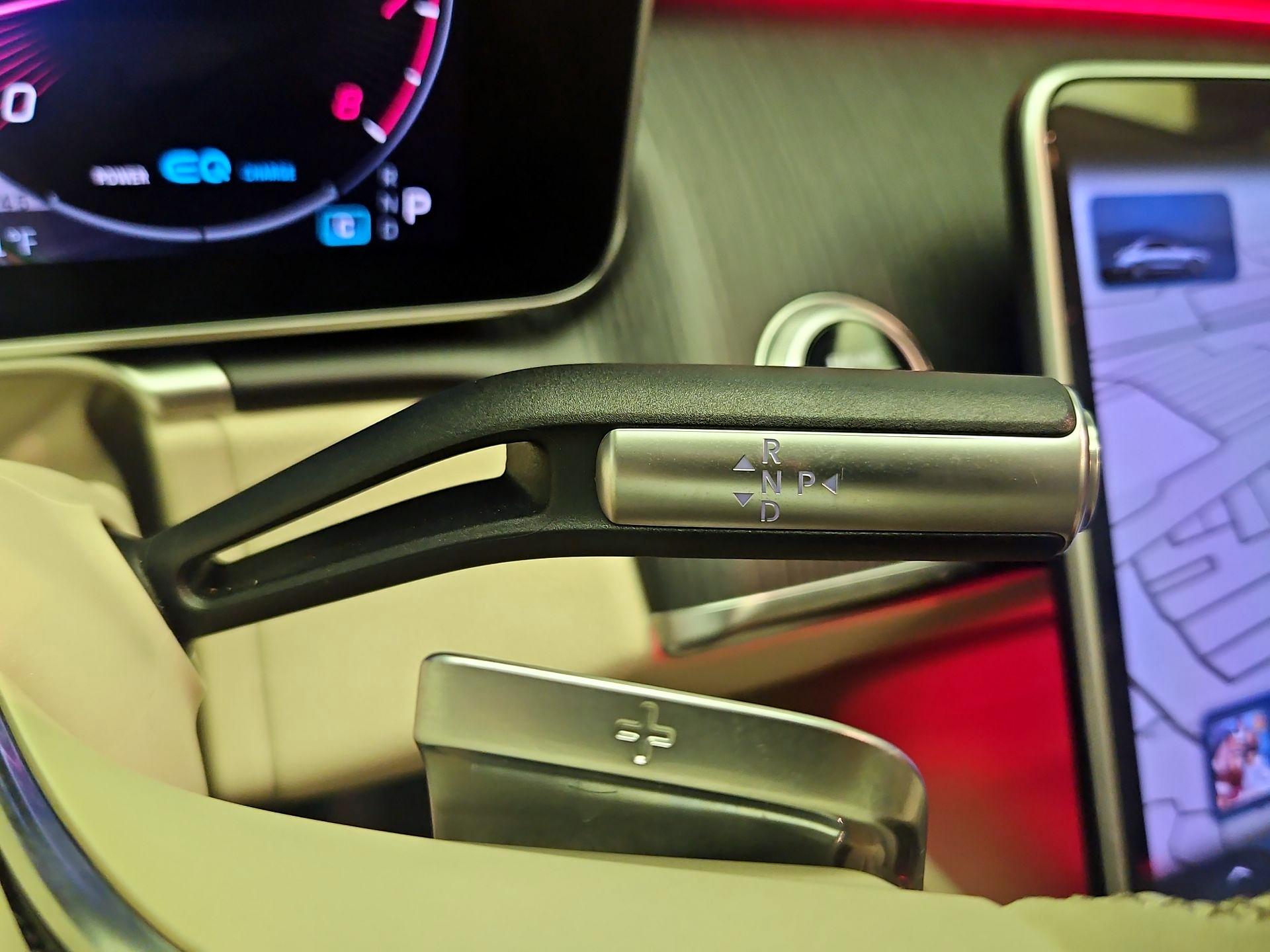 Thumbnail: 2022 Mercedes-Benz S-Class - 17