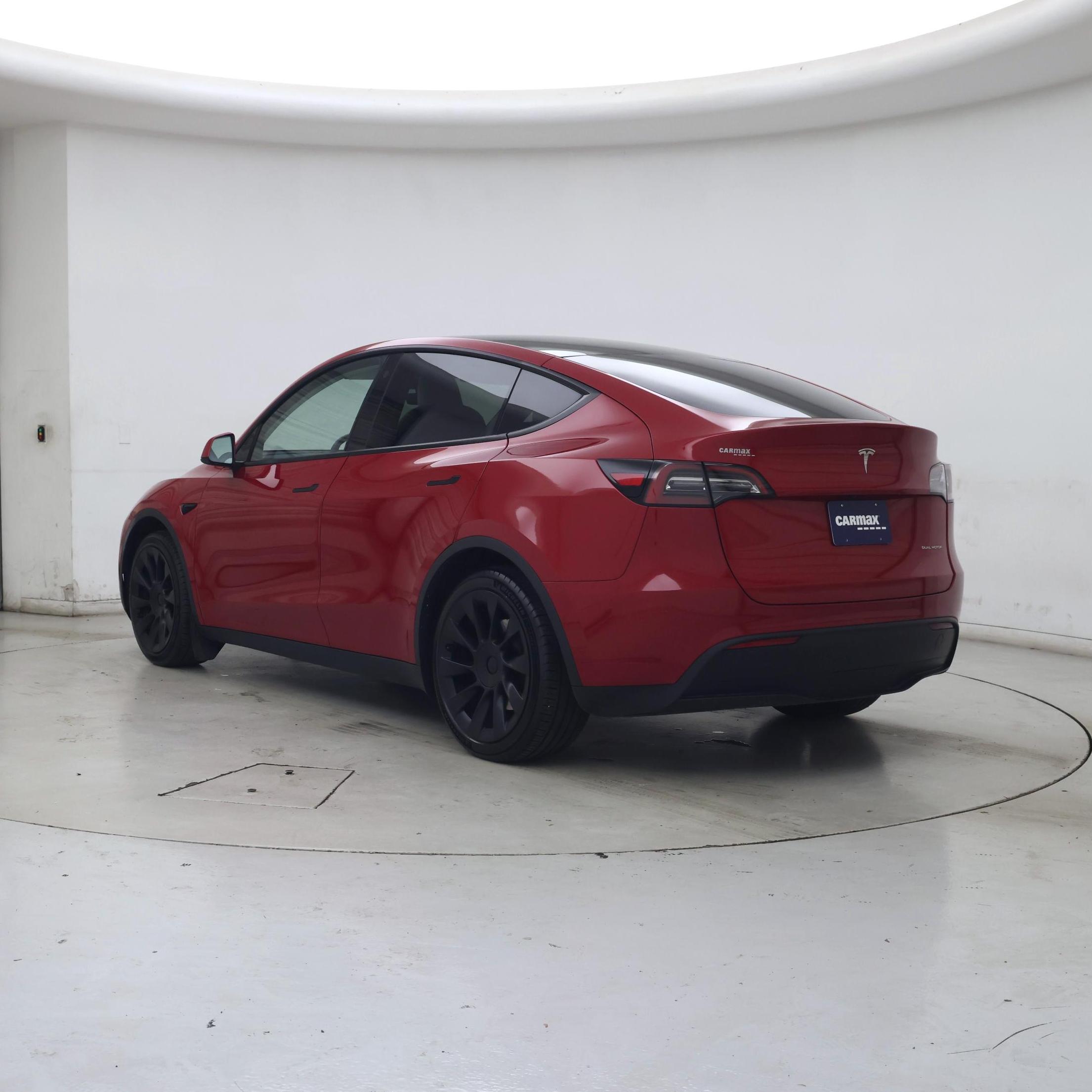 Thumbnail: 2023 Tesla Model Y - 2