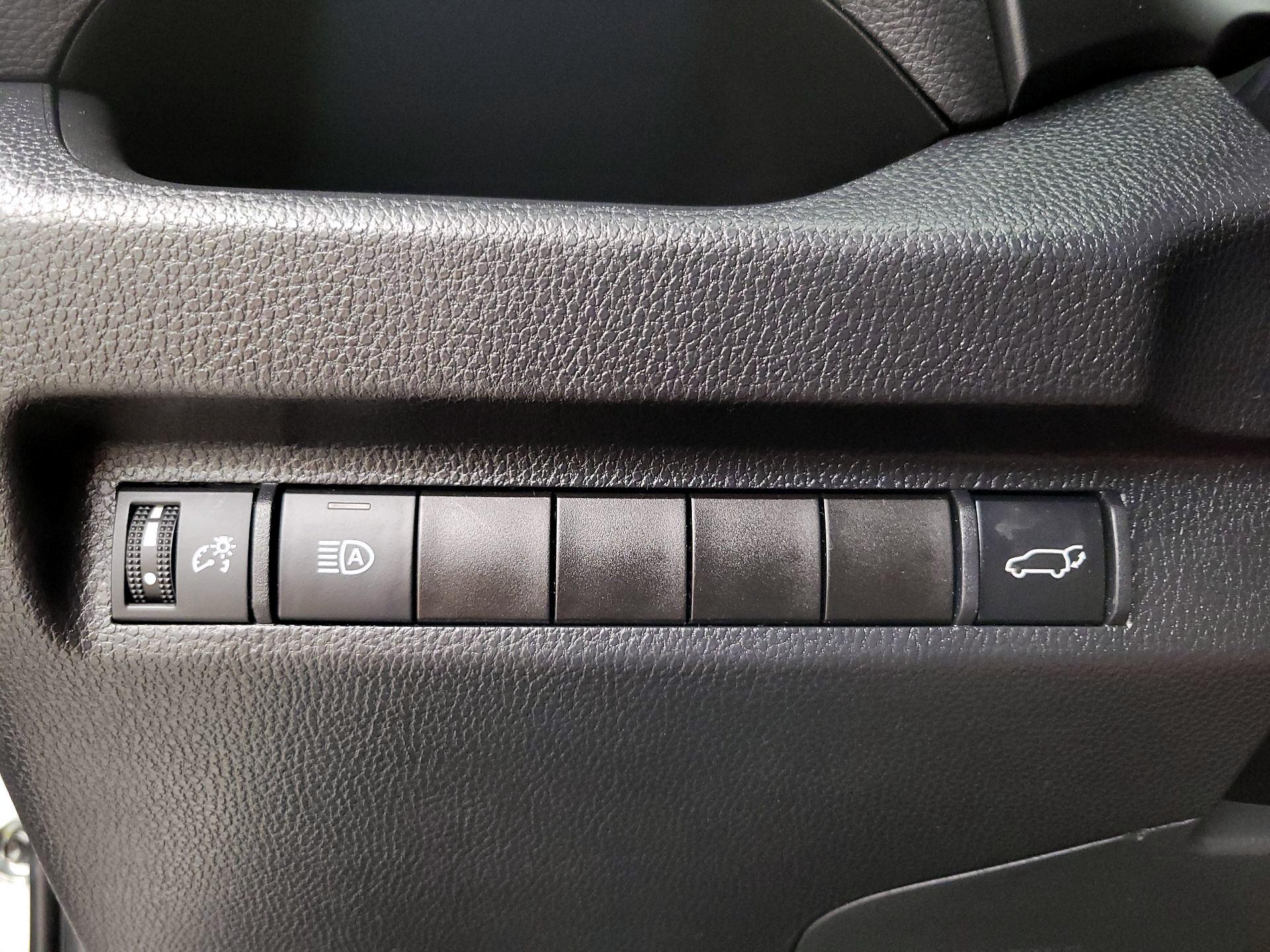 Thumbnail: 2023 Toyota RAV4 - 13