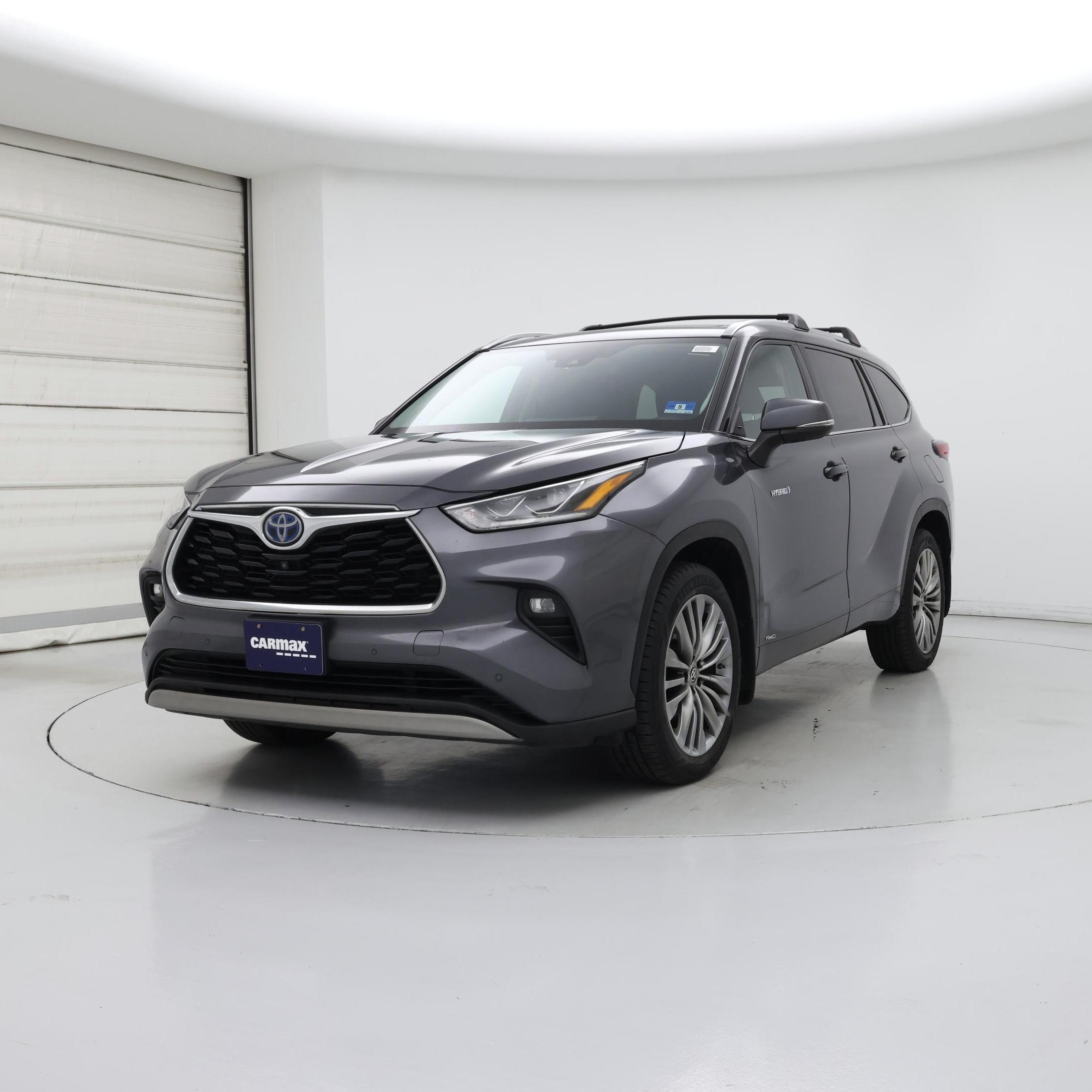 Thumbnail: 2020 Toyota Highlander - 4