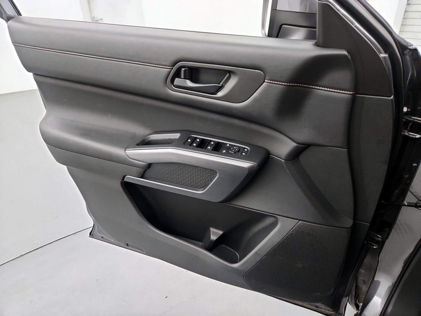 2025 Nissan Pathfinder Rock Creek - Photo 13