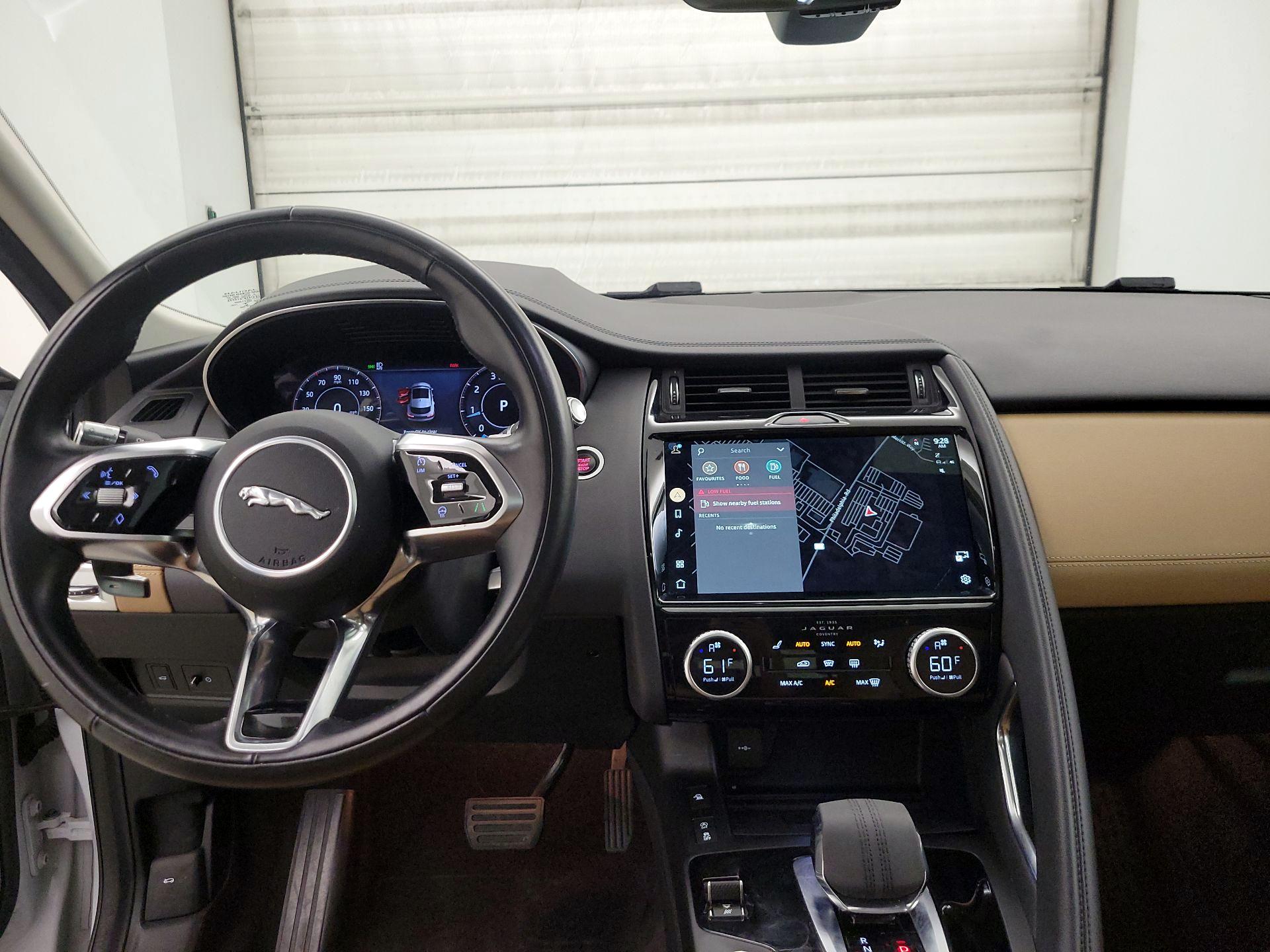 Thumbnail: 2021 Jaguar E-Pace - 9