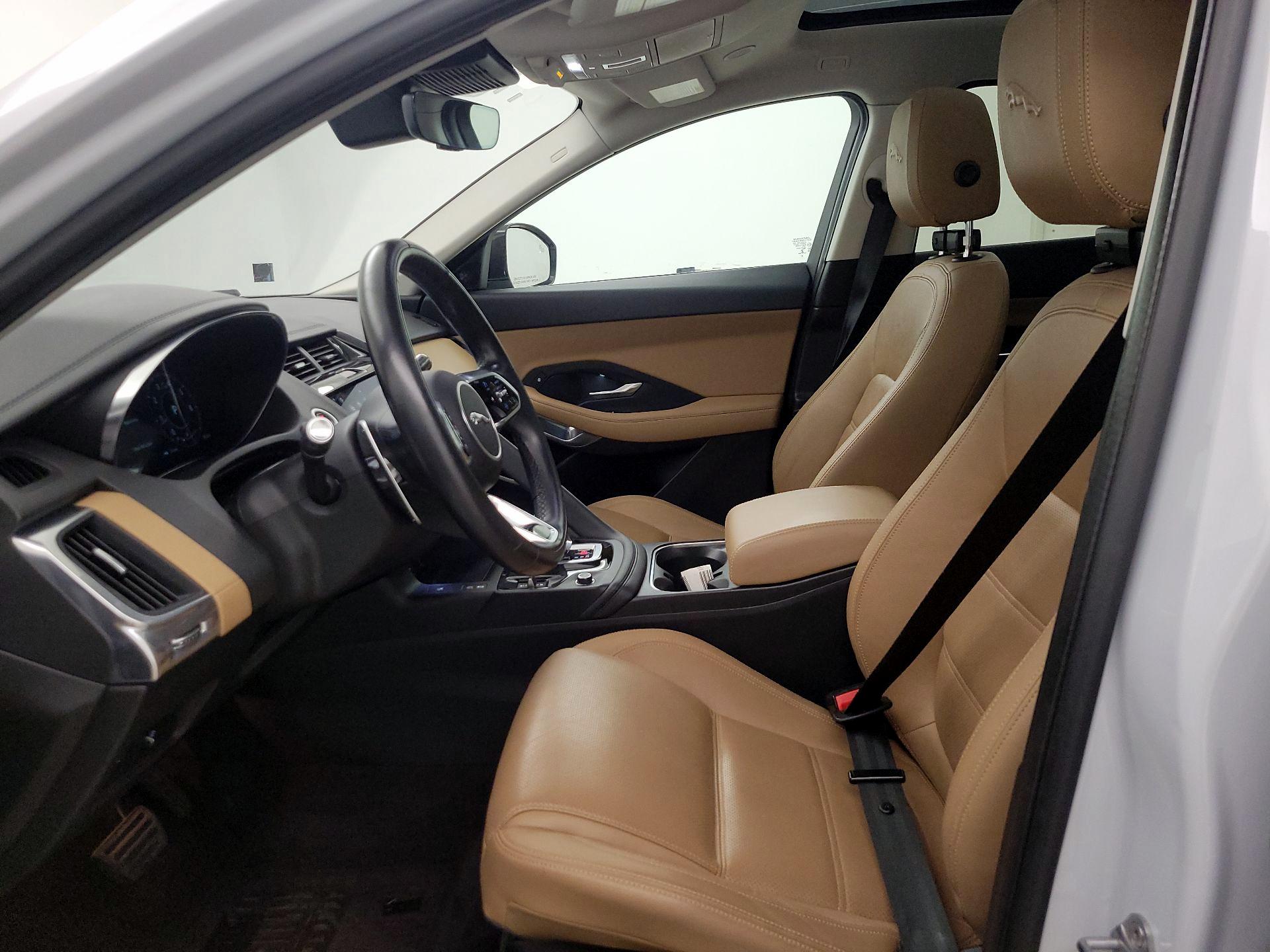 Thumbnail: 2021 Jaguar E-Pace - 11