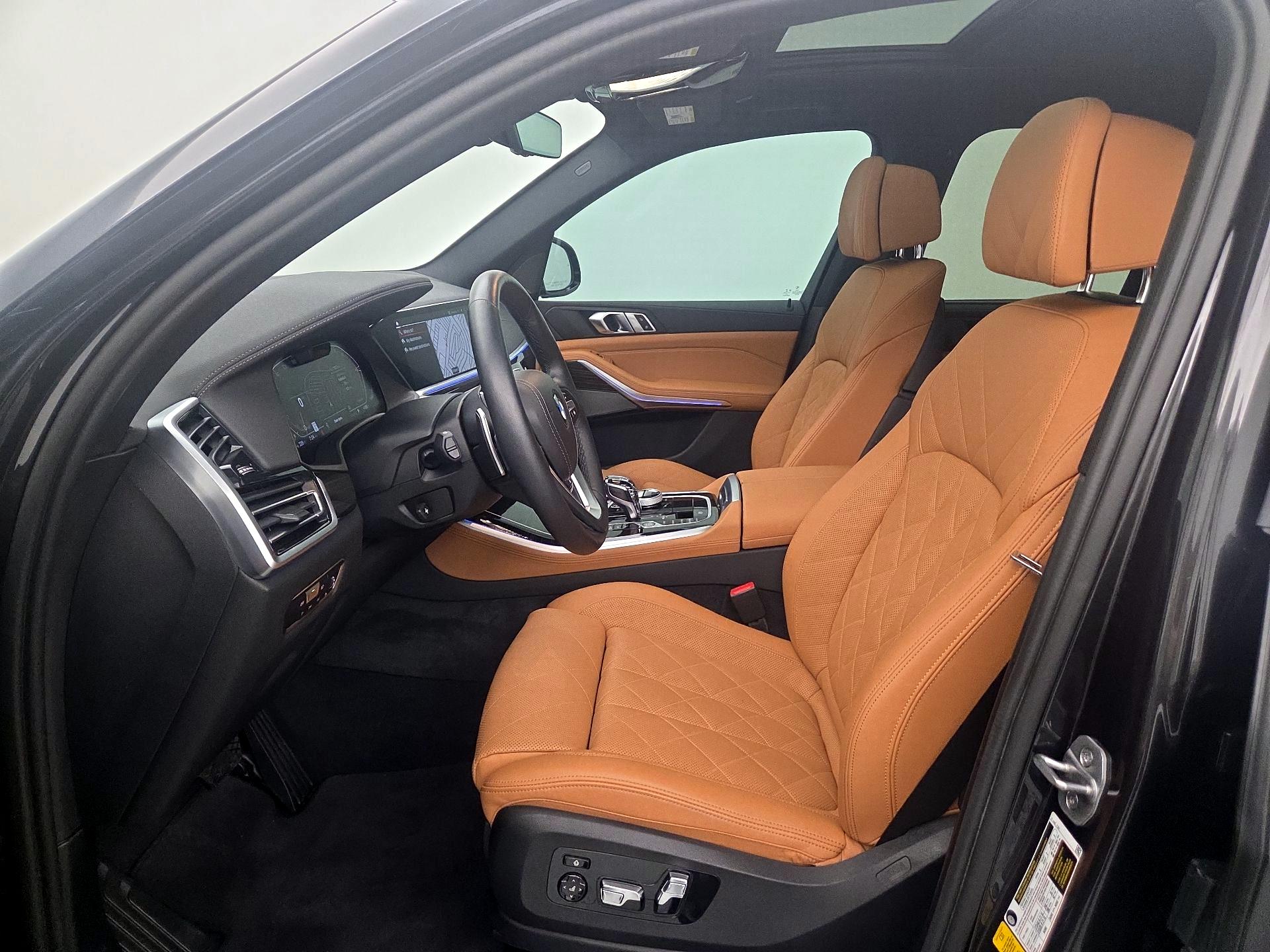 Thumbnail: 2023 BMW X5 - 11