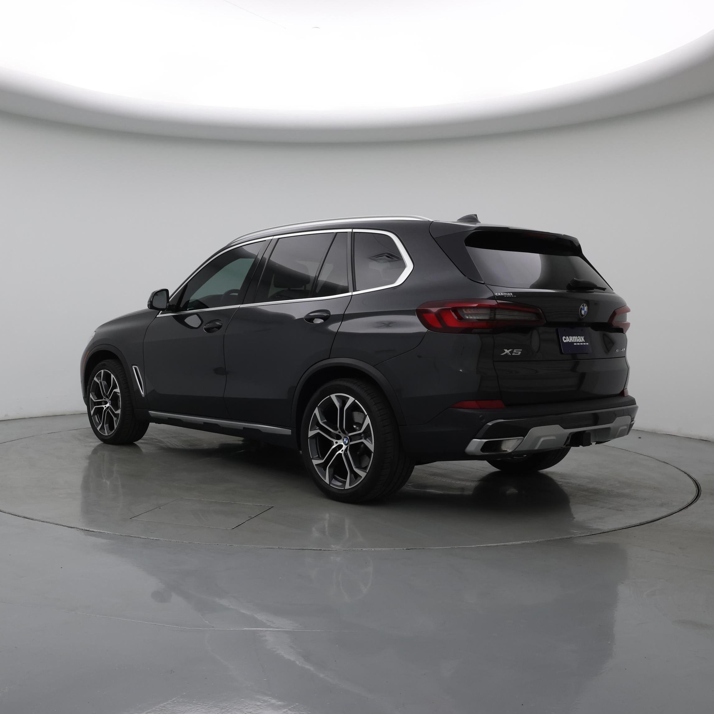 Thumbnail: 2023 BMW X5 - 2