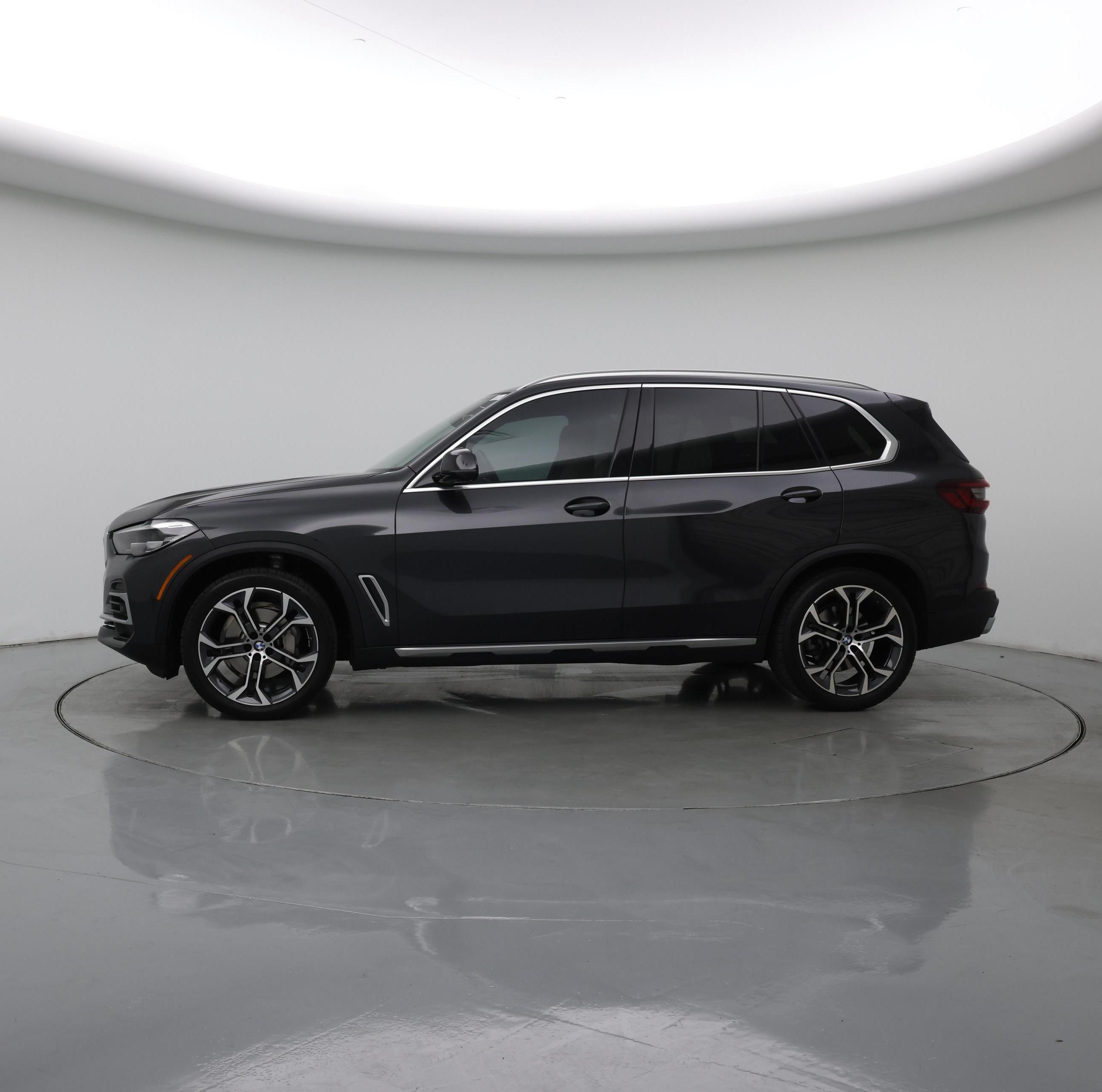 Thumbnail: 2023 BMW X5 - 3