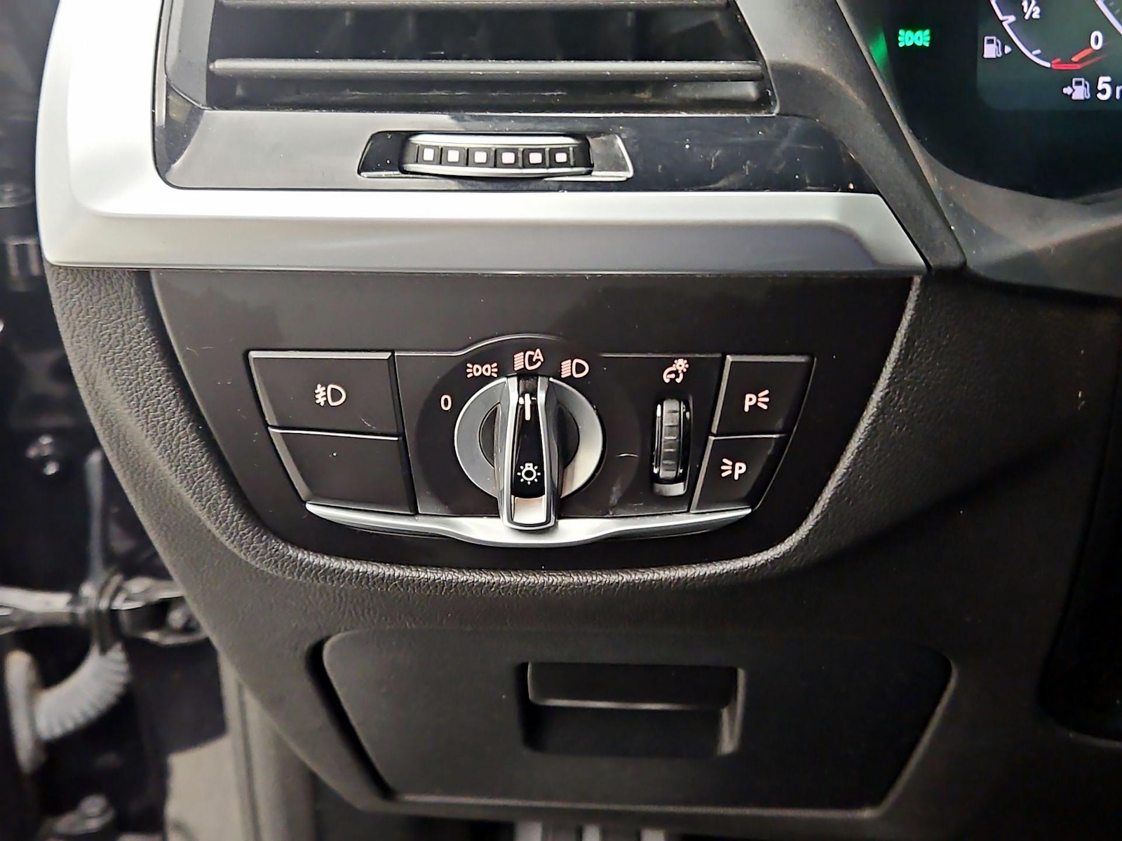 2021 BMW X3 30i - Photo 14