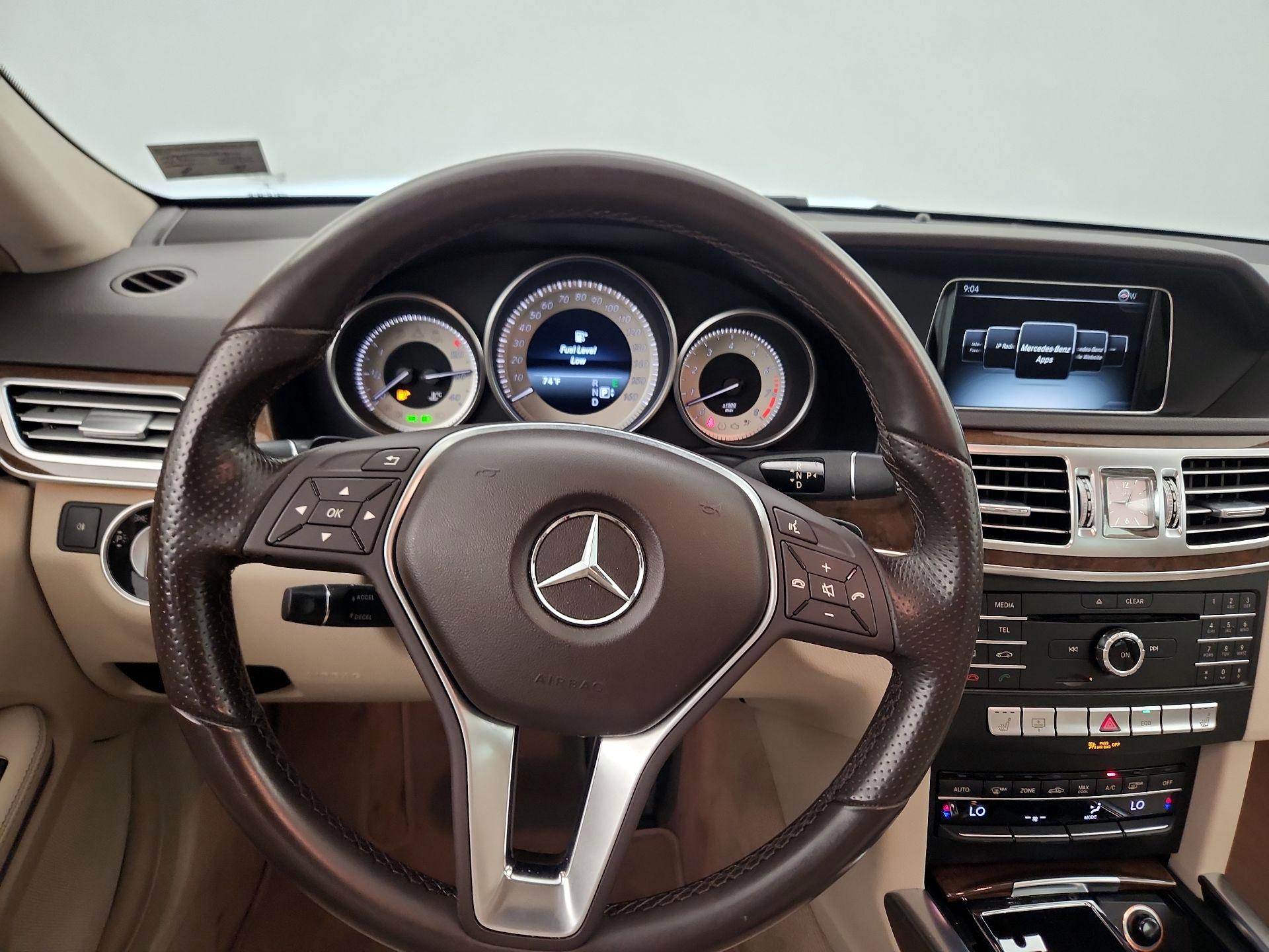Thumbnail: 2016 Mercedes-Benz E-Class - 10