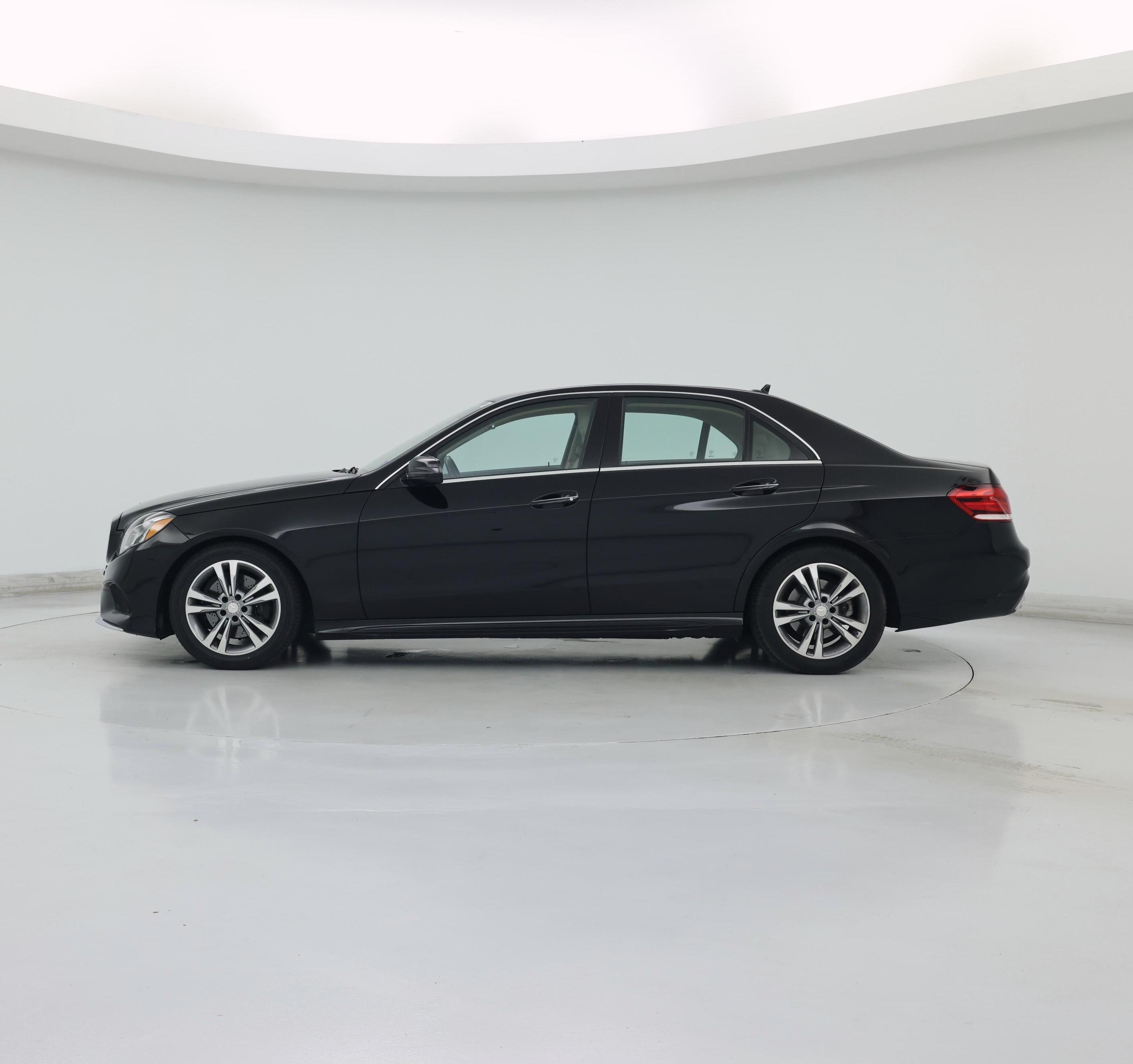 Thumbnail: 2016 Mercedes-Benz E-Class - 3
