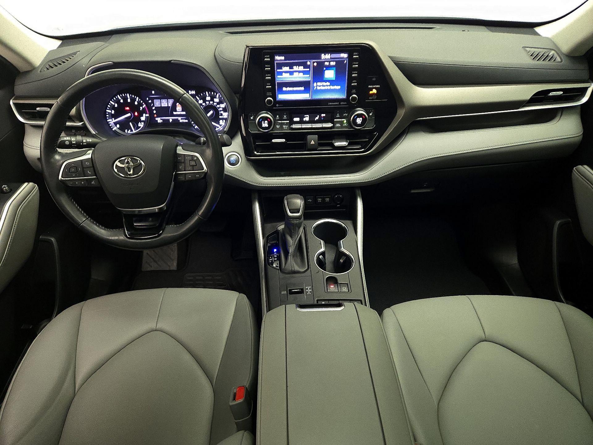 Thumbnail: 2020 Toyota Highlander - 9