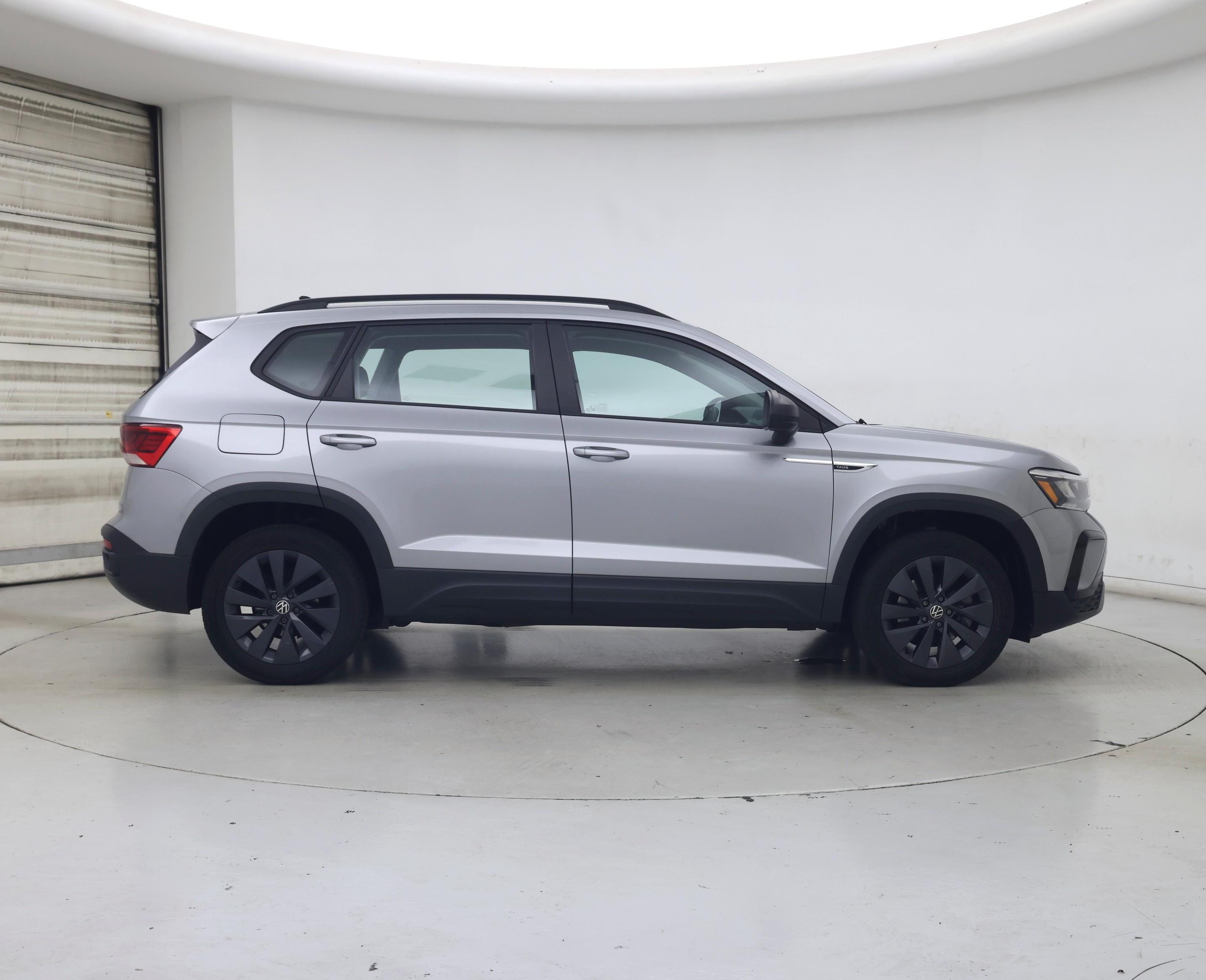Thumbnail: 2022 Volkswagen Taos - 7
